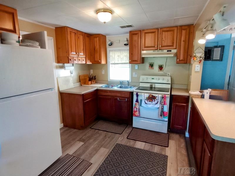 519 E Sun Oil Road Property Photo 7