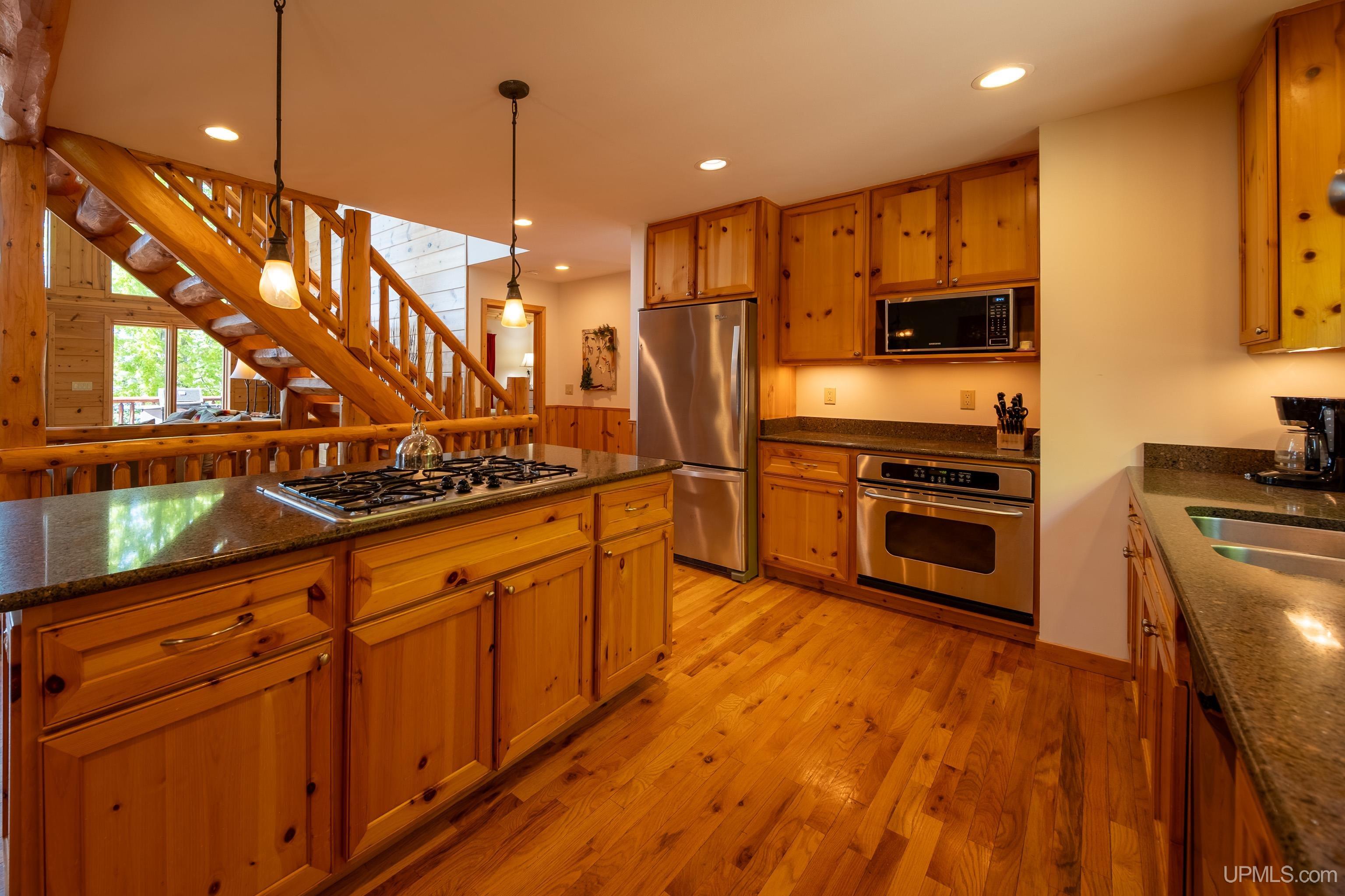 28278 E Fence Lake Road Property Photo 13