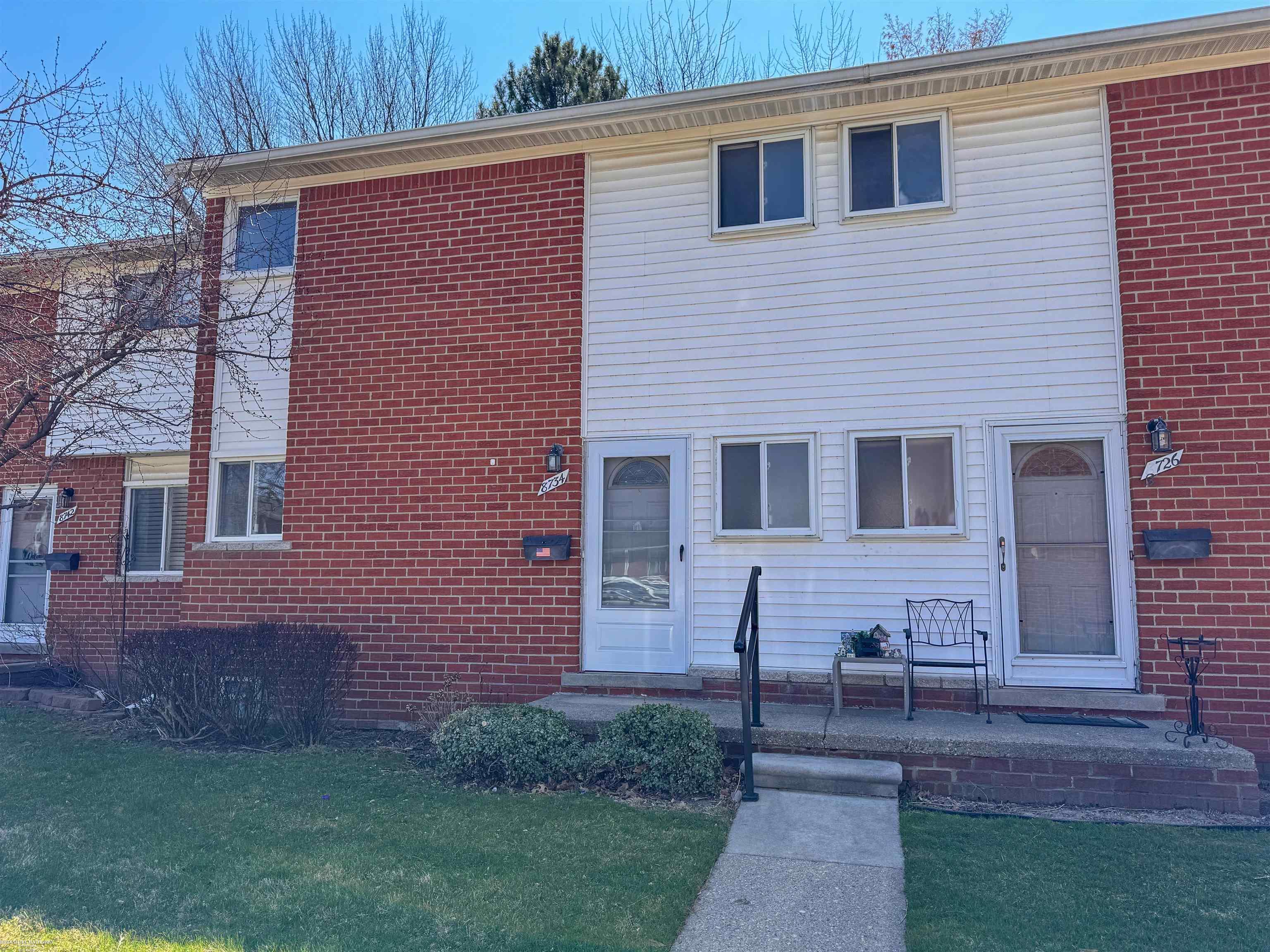 8734 Sterling Street Property Photo 1