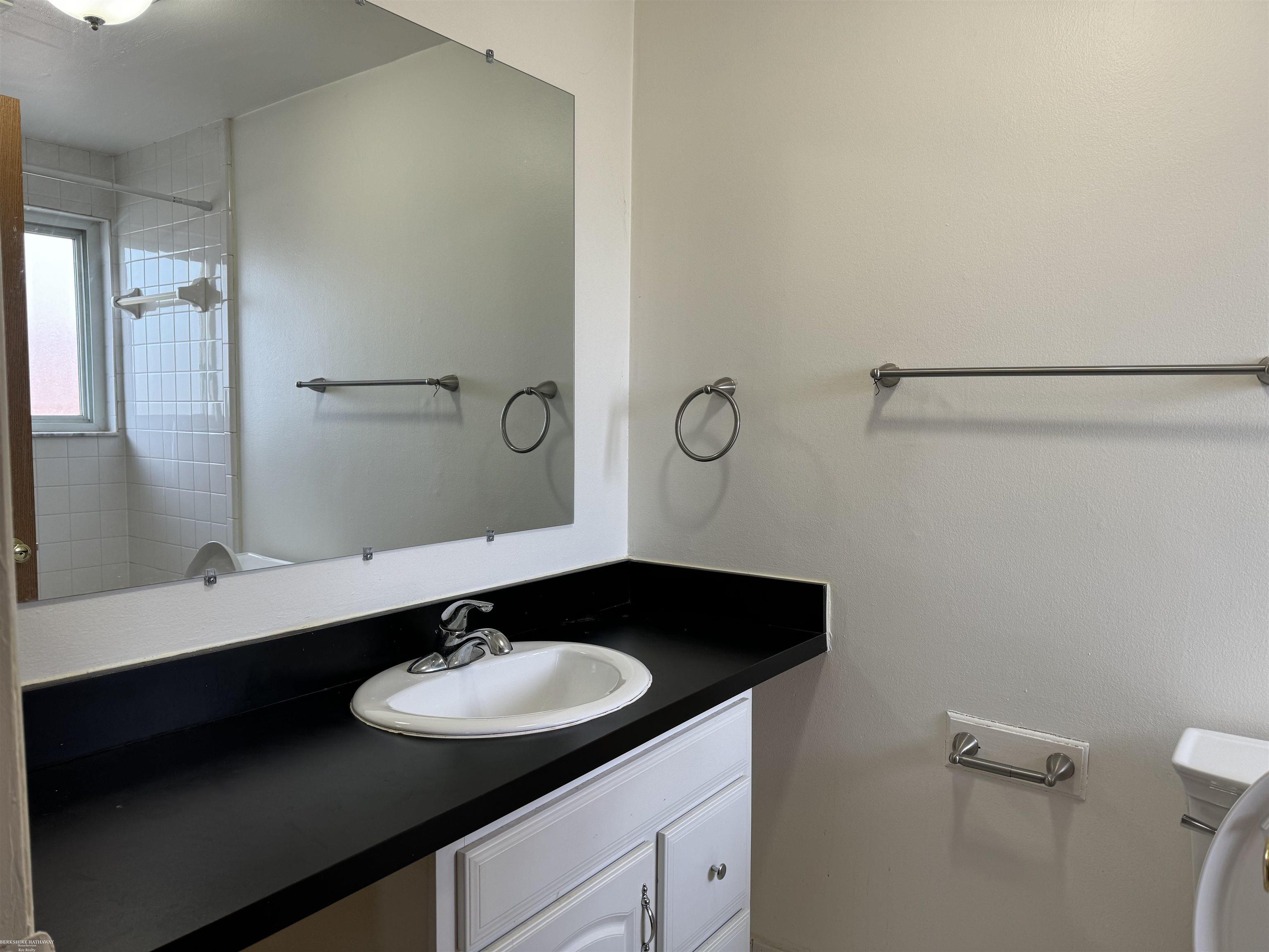 8734 Sterling Street Property Photo 4