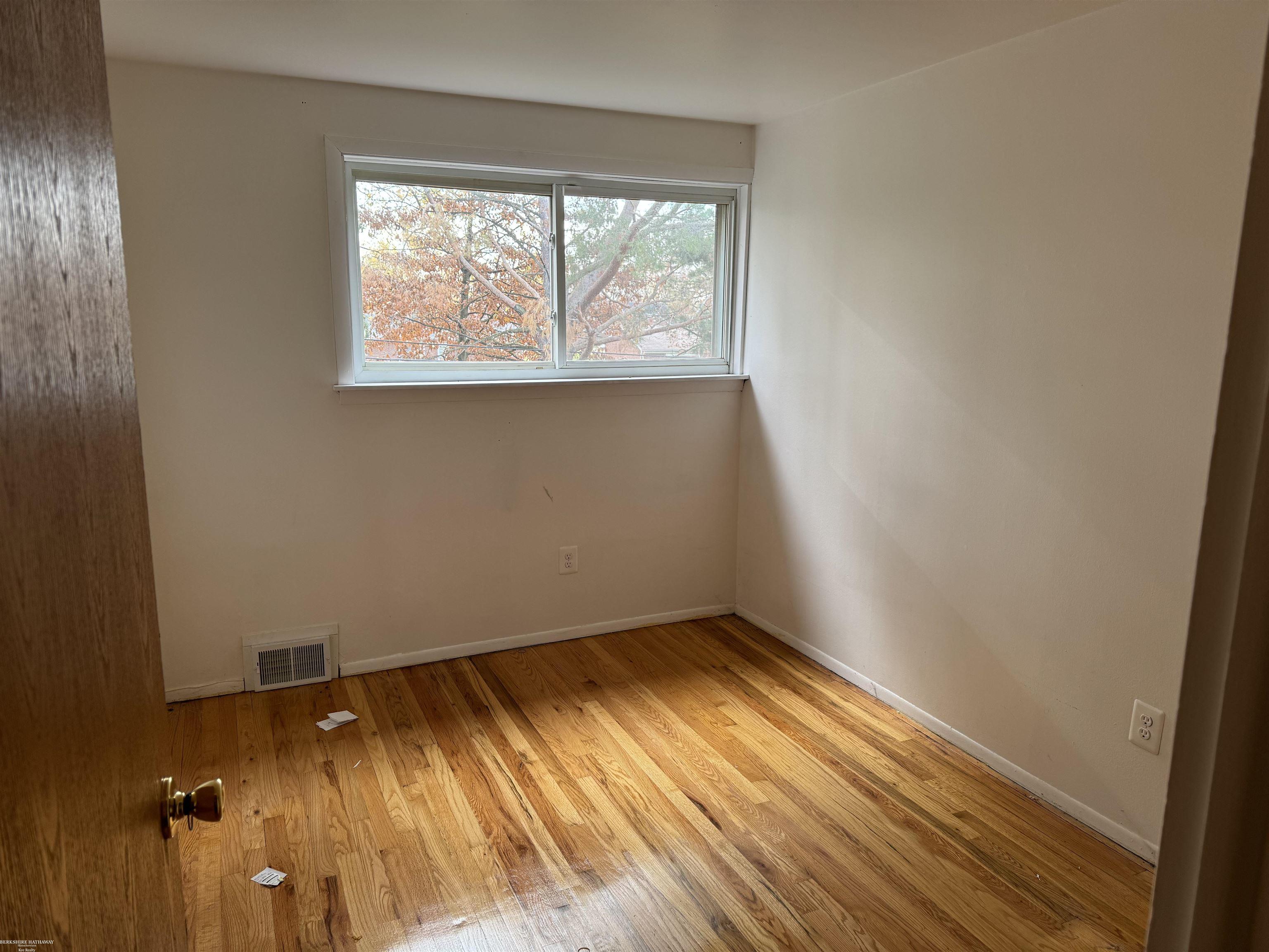 8734 Sterling Street Property Photo 6