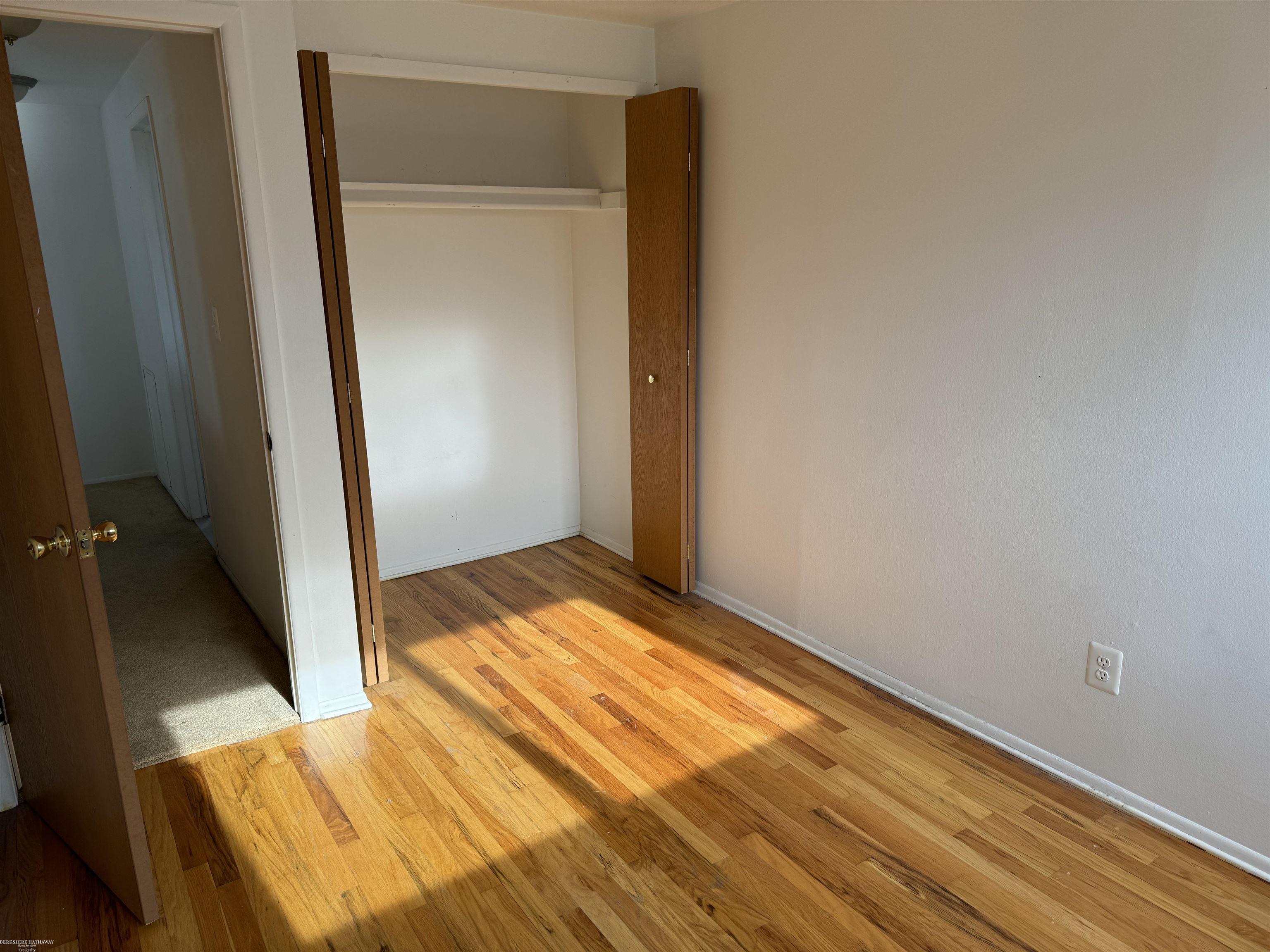 8734 Sterling Street Property Photo 8