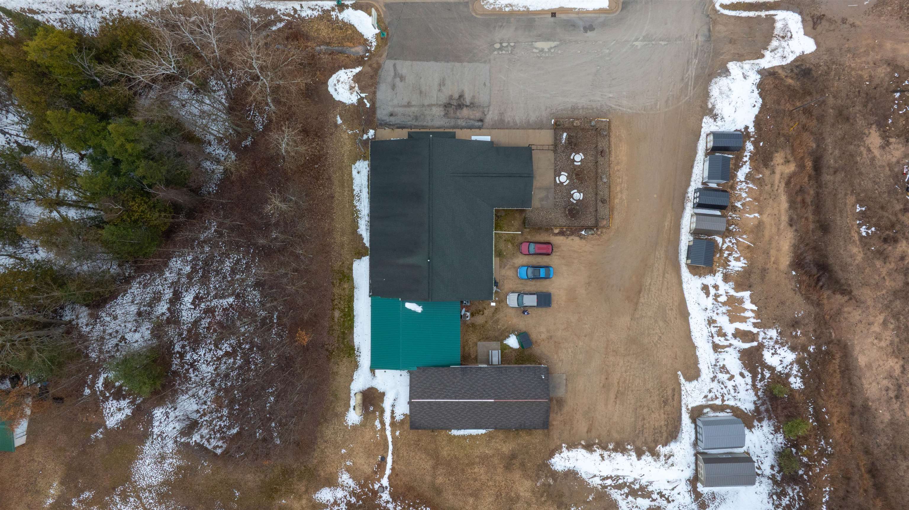 5449 Round Lake Road Property Photo 5
