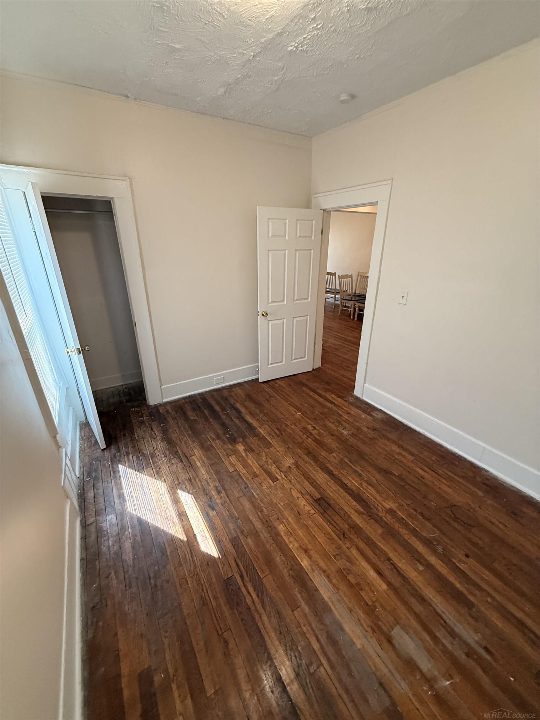 1311 E Nevada Street Property Photo 10