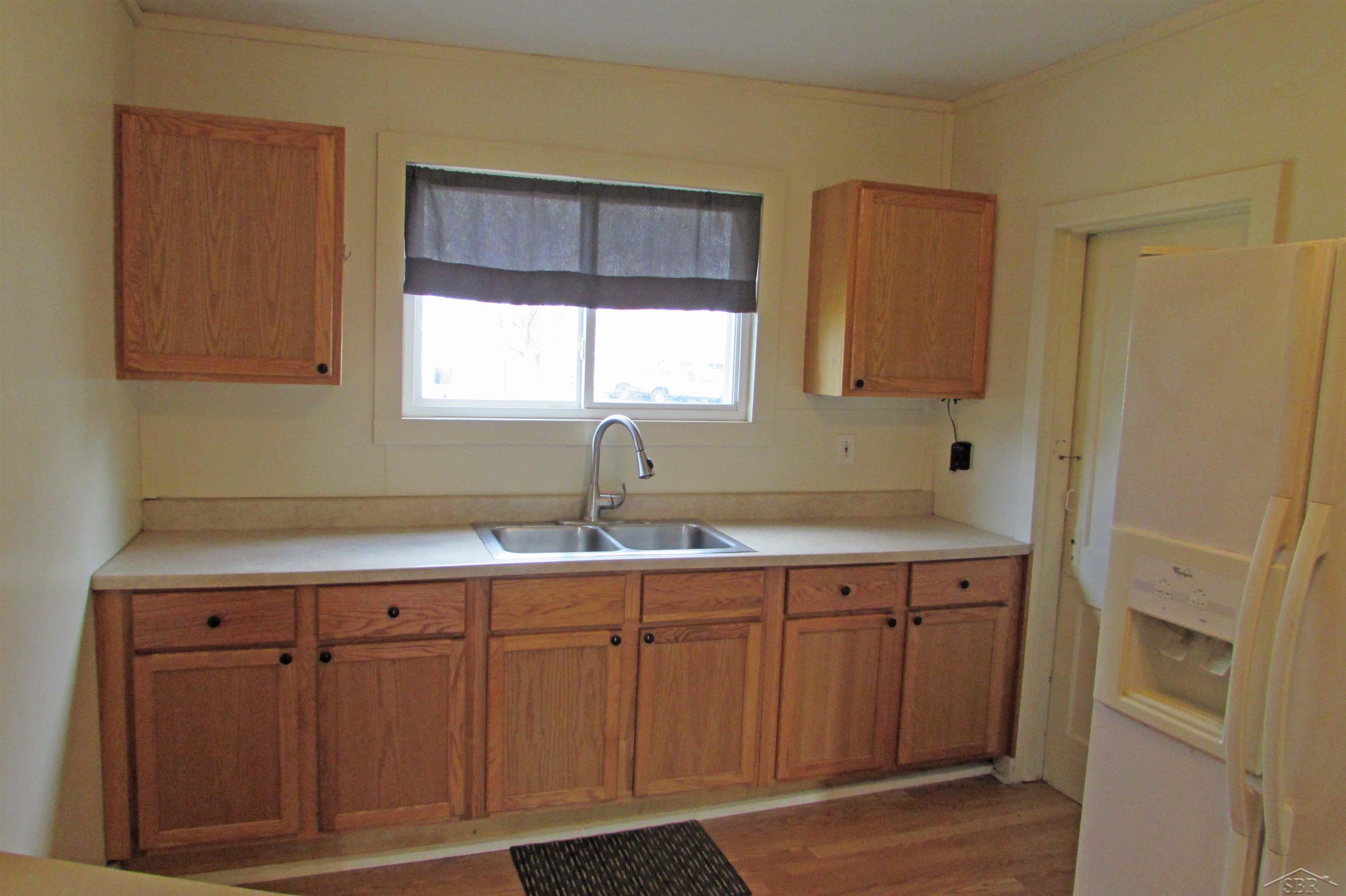 307 N Line Street Property Photo 7