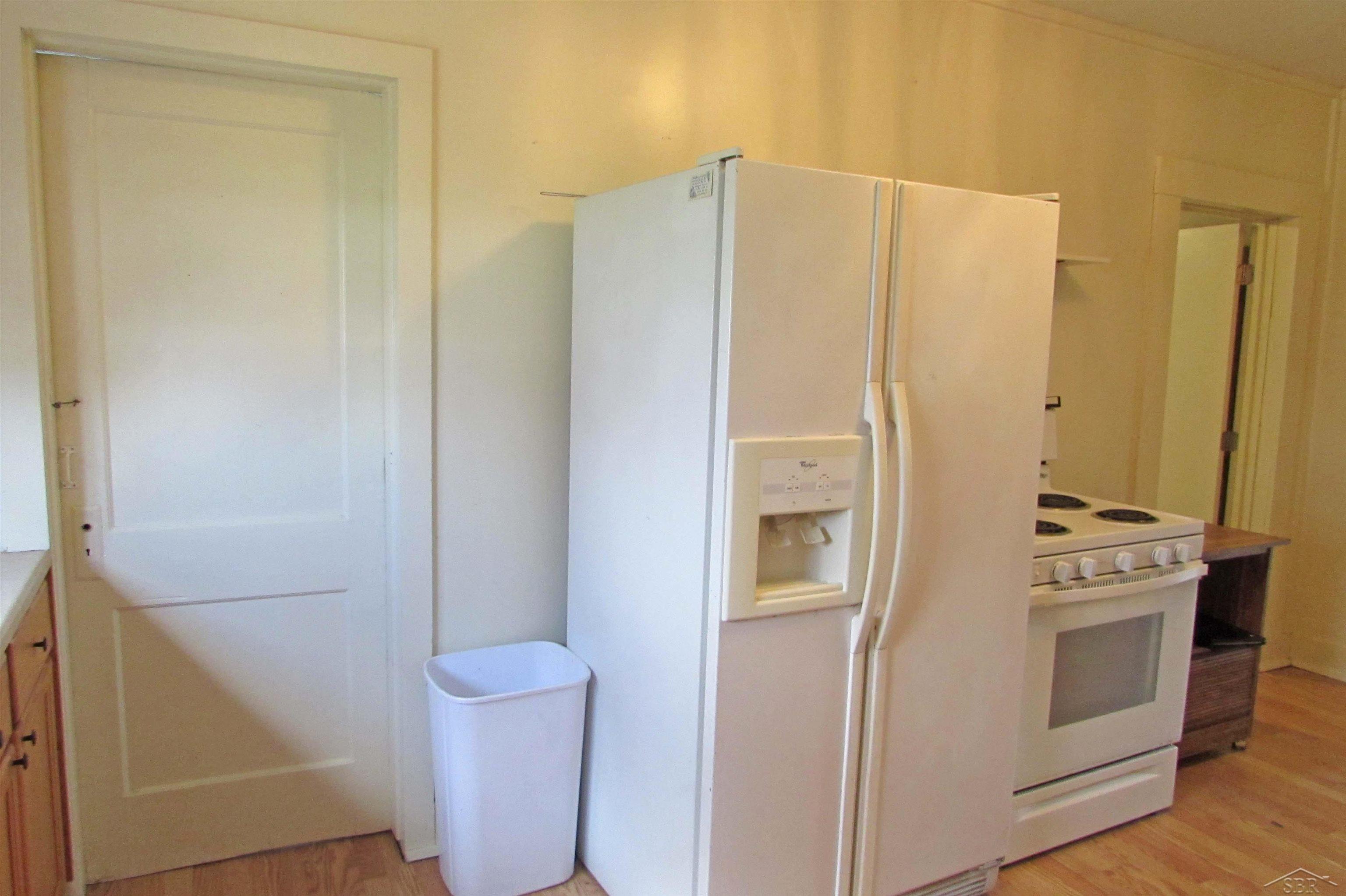 307 N Line Street Property Photo 8