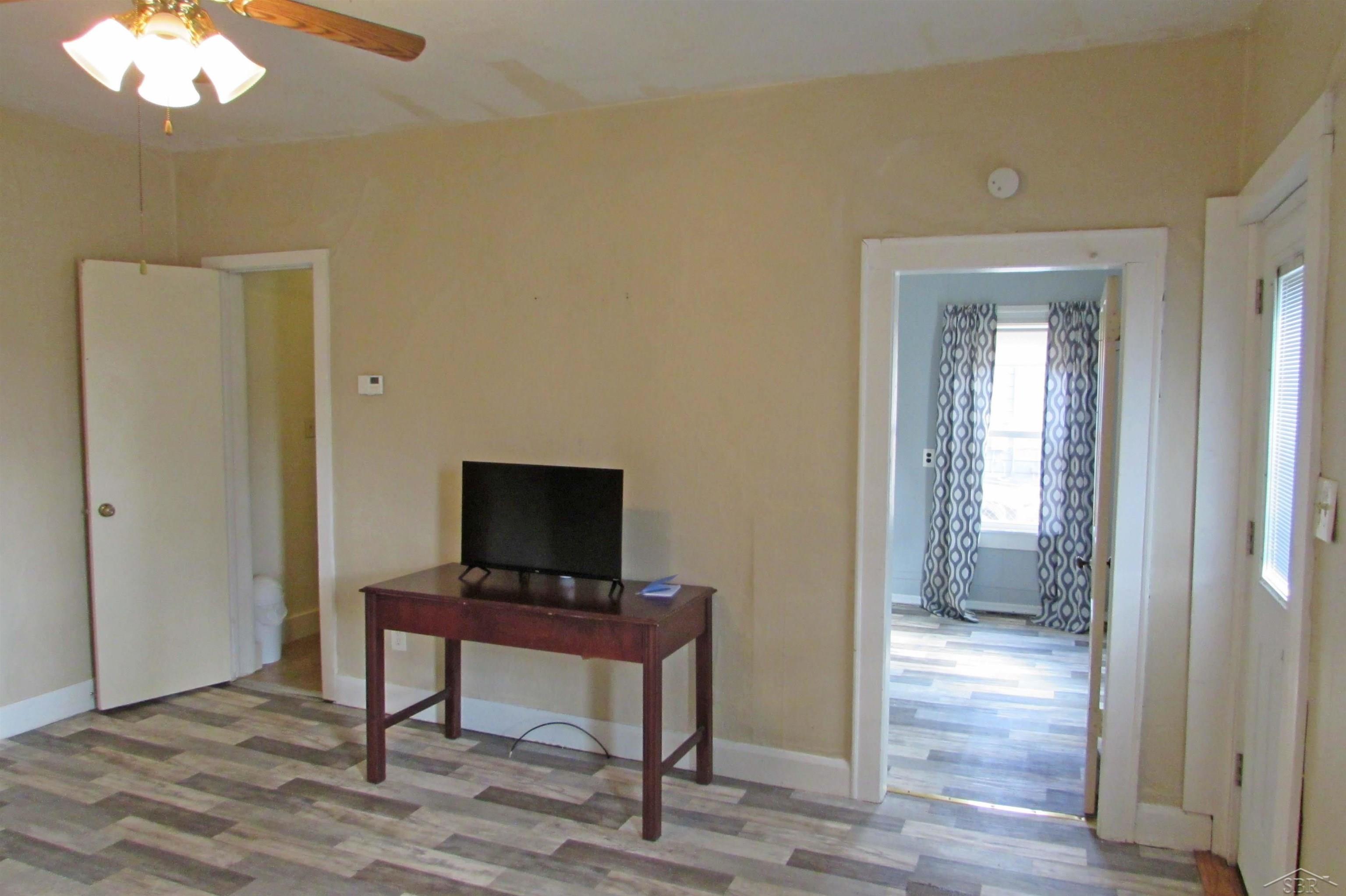 307 N Line Street Property Photo 12