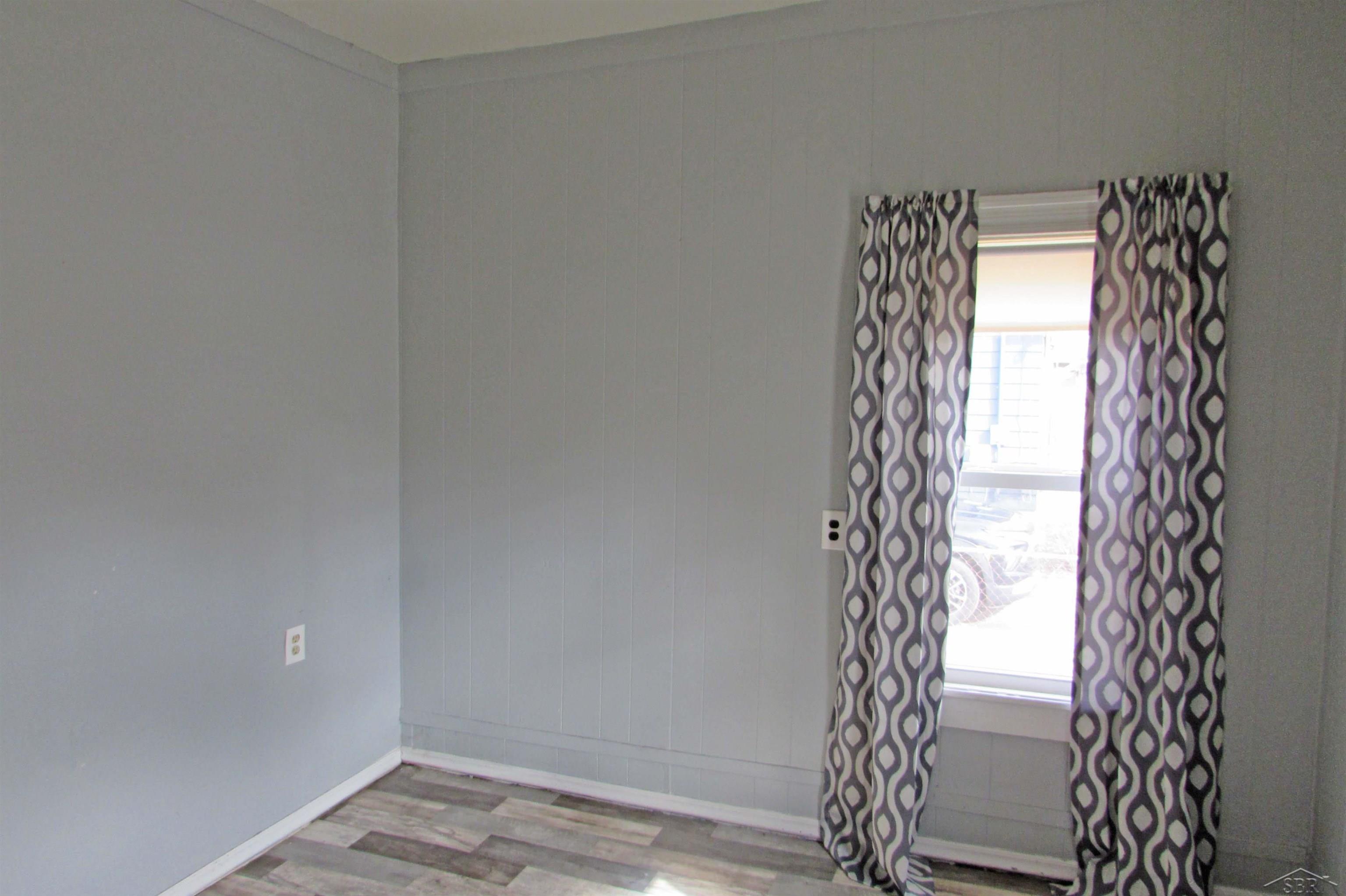 307 N Line Street Property Photo 13