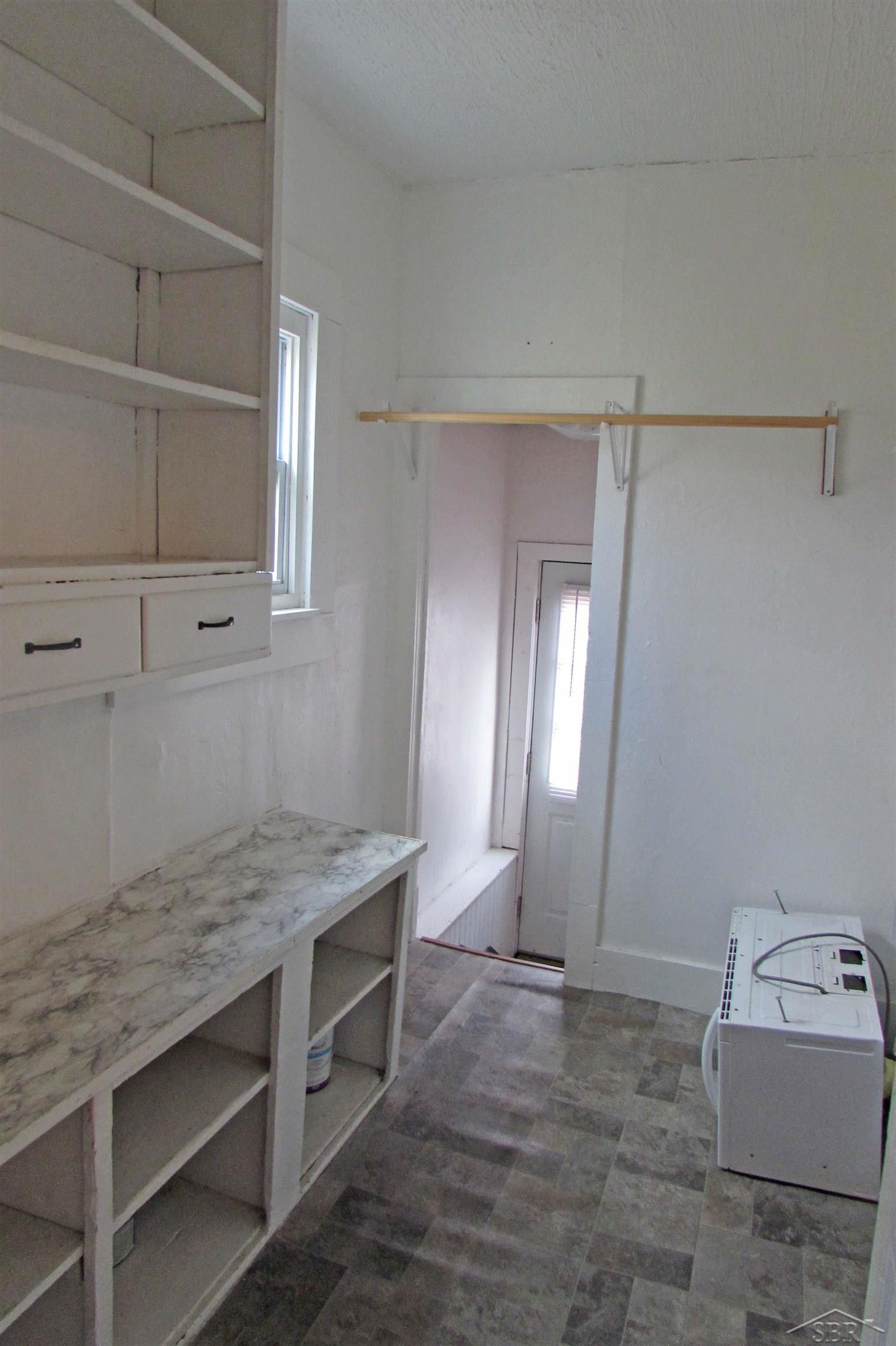 307 N Line Street Property Photo 18