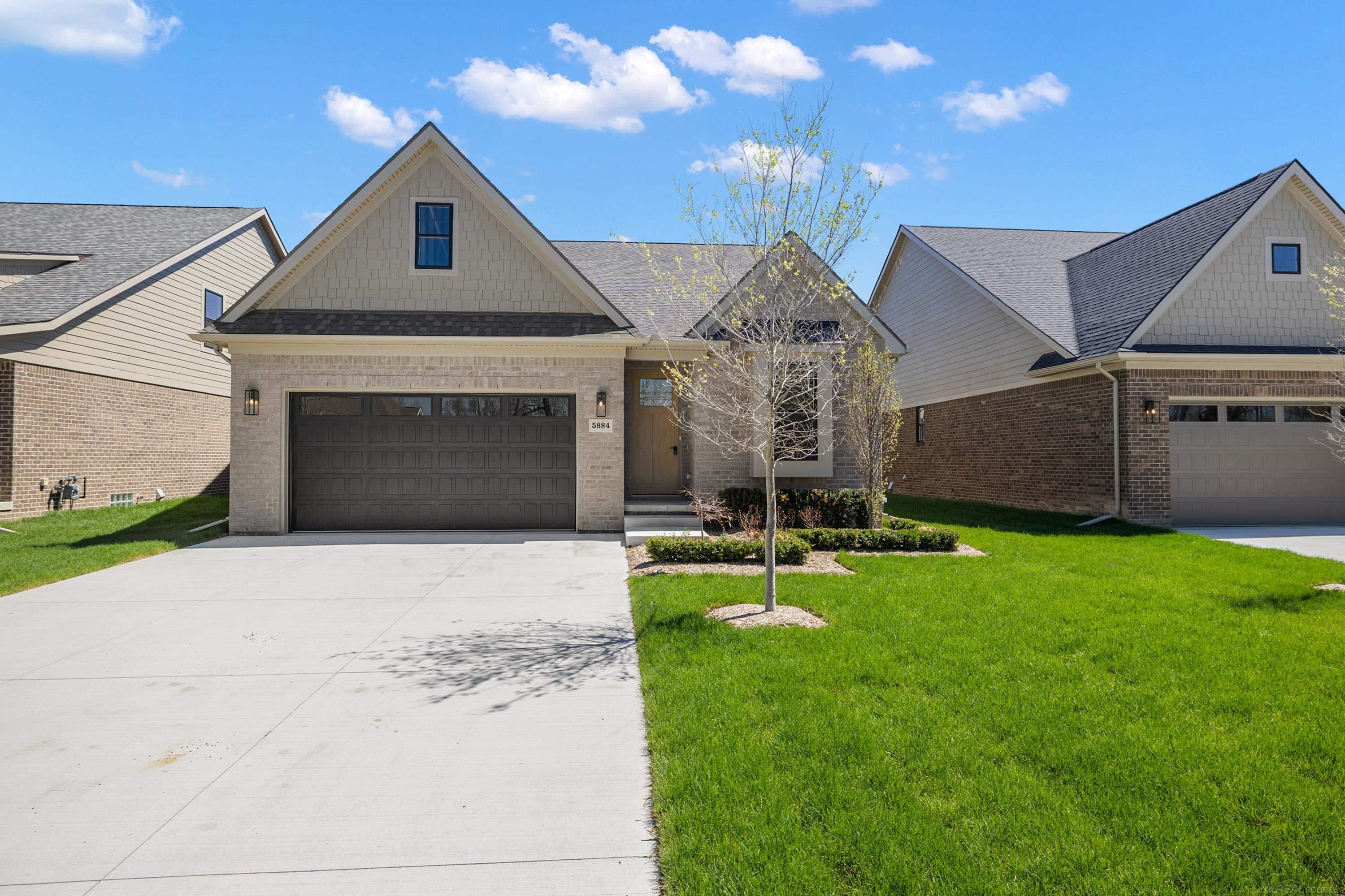 5872 Willow Grove Drive Property Photo 1