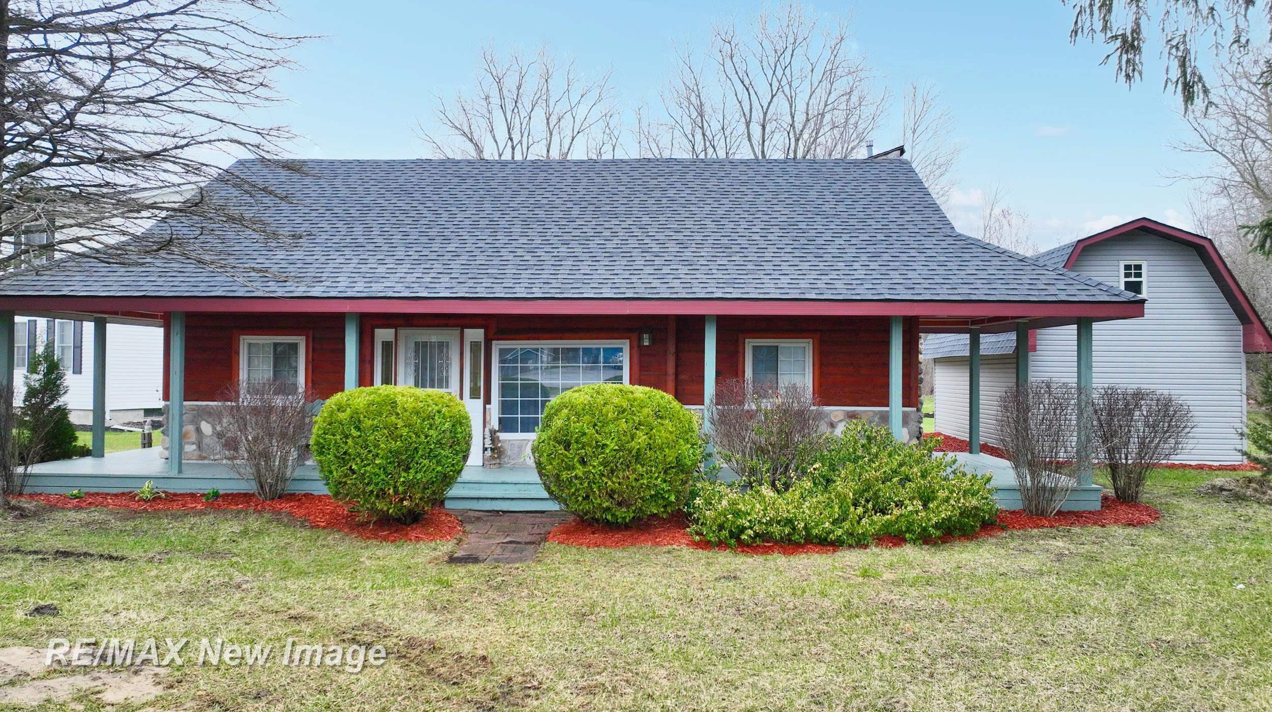 13280 N Saginaw Road Property Photo 1