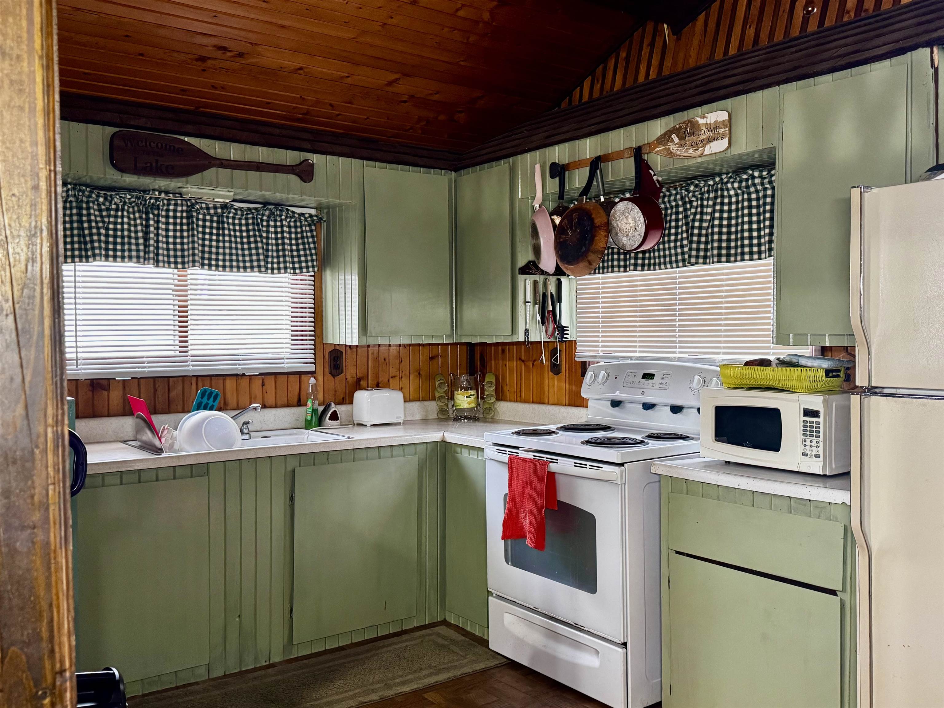 3866 Starr Road Property Photo 6