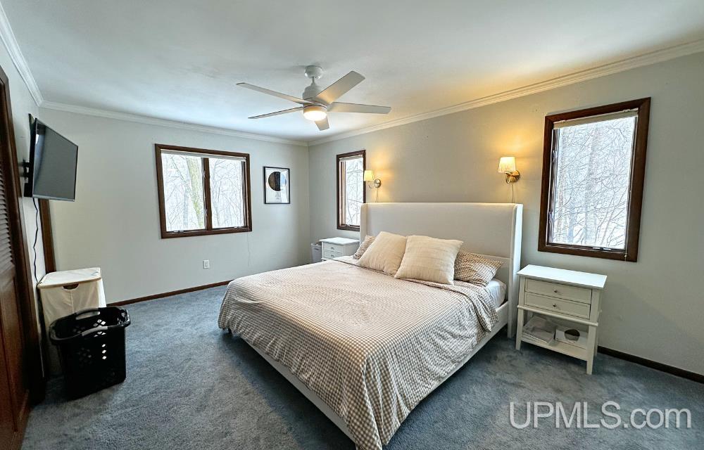 1041 Allouez Road Property Photo 23