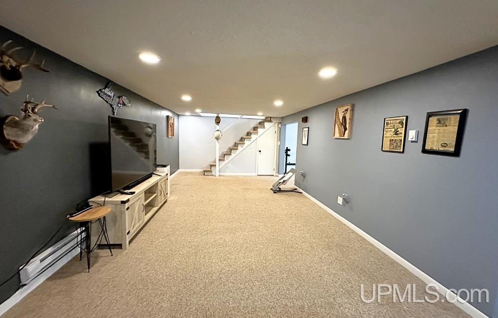 1041 Allouez Road Property Photo 34
