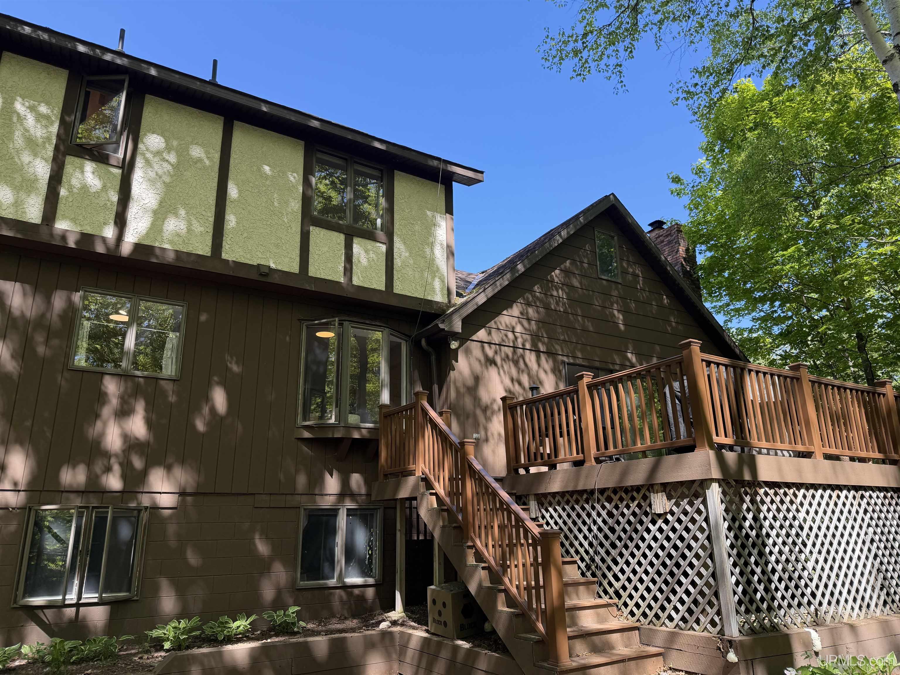 1041 Allouez Road Property Photo 36