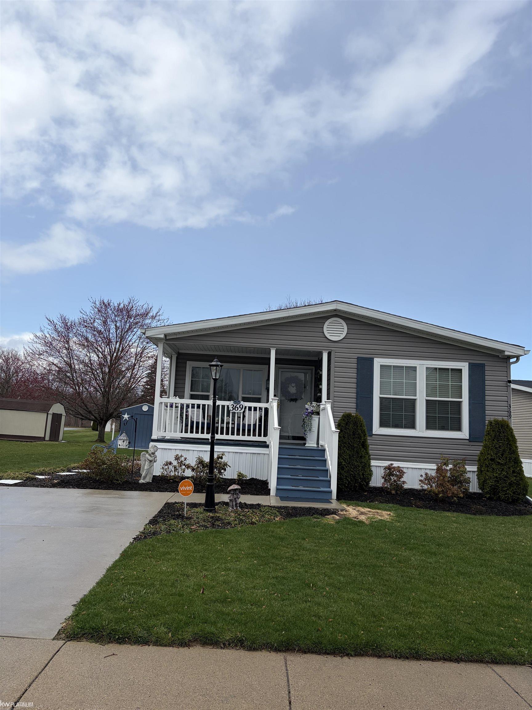 369 Red Pine Drive Property Photo 20
