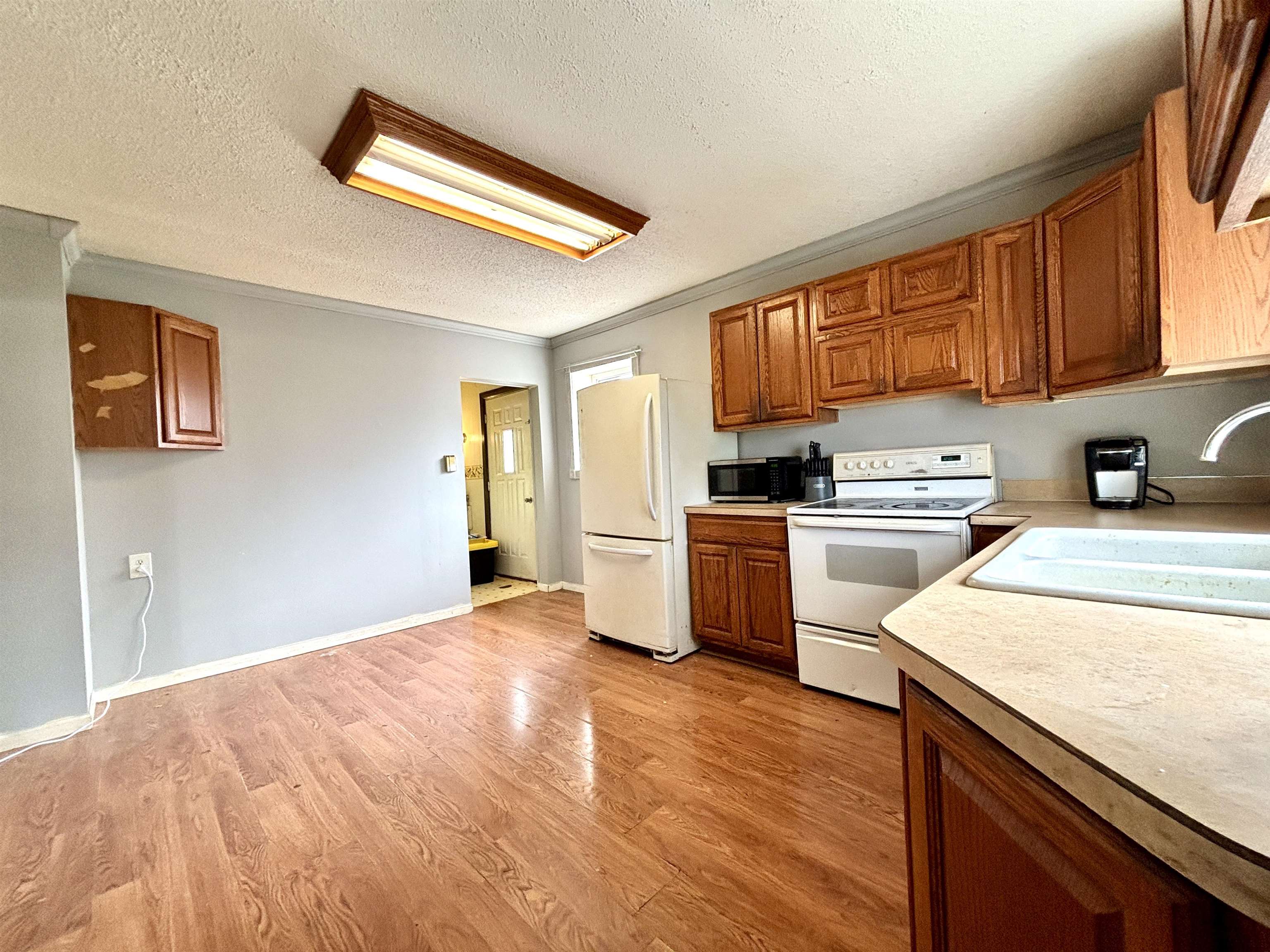 3757 Deep River Road Property Photo 6