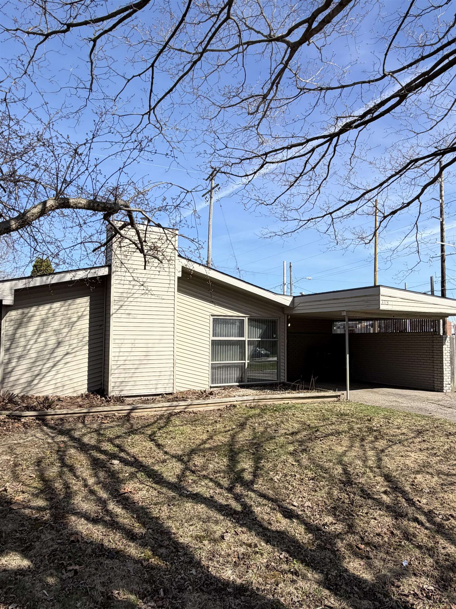 3713 Briarwood Drive Property Photo 1