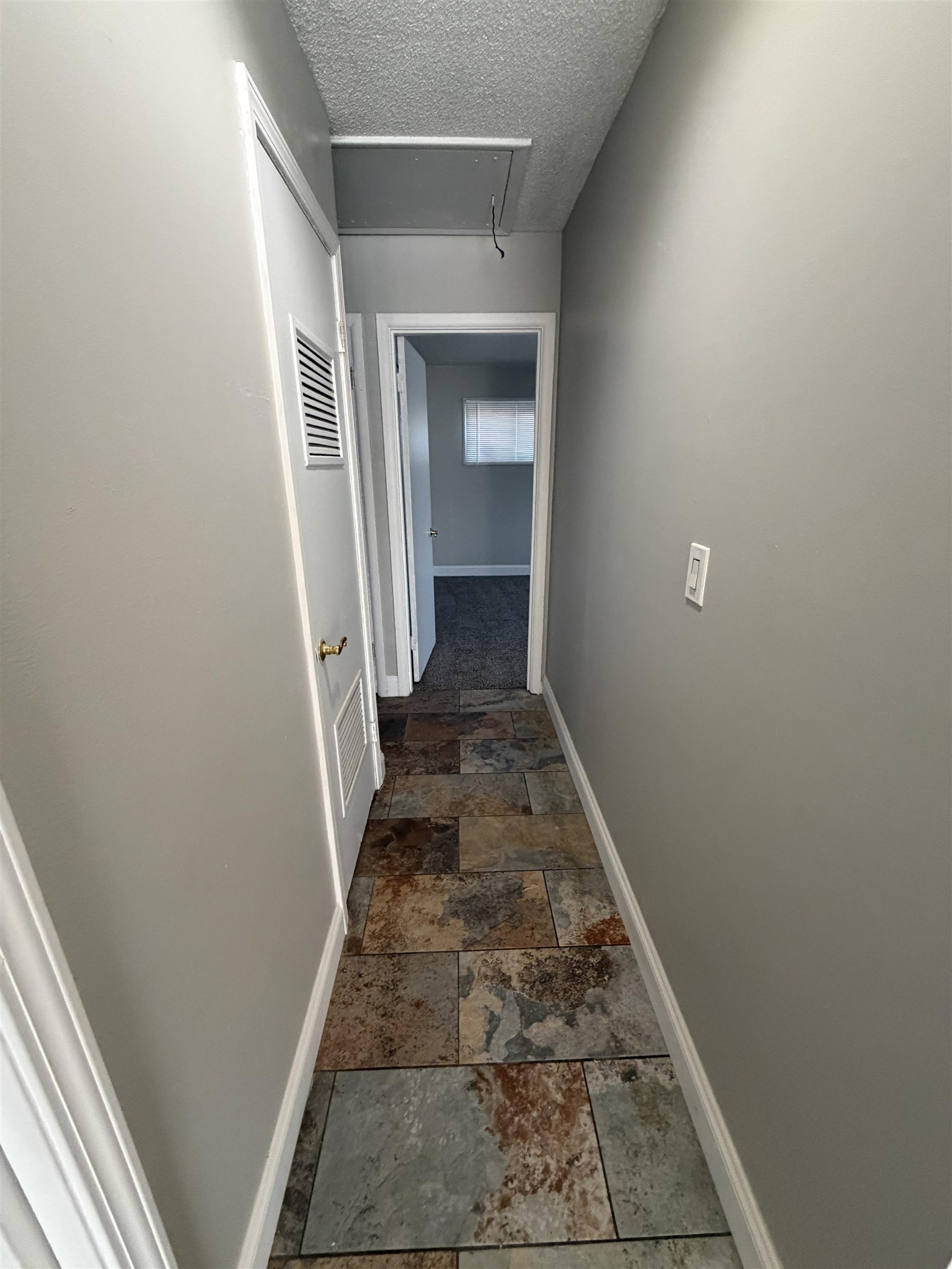 3713 Briarwood Drive Property Photo 8