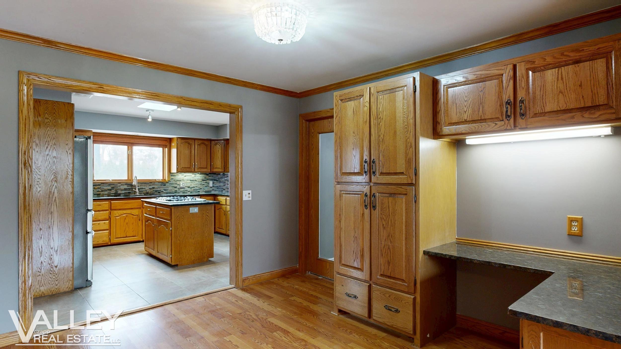 5320 N Nottingham Drive Property Photo 7