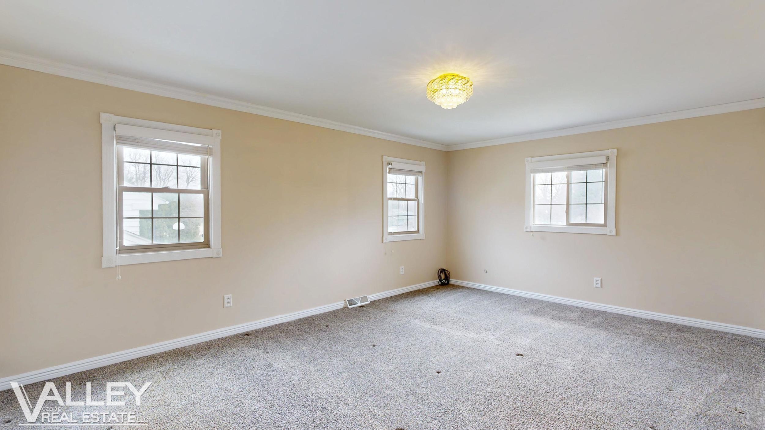 5320 N Nottingham Drive Property Photo 24