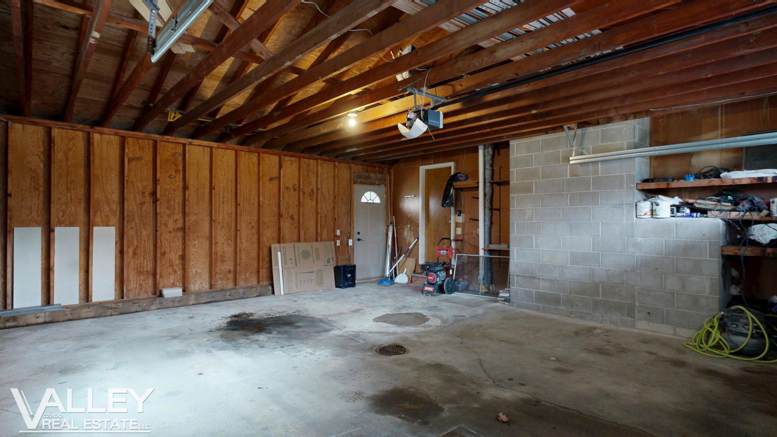5320 N Nottingham Drive Property Photo 38