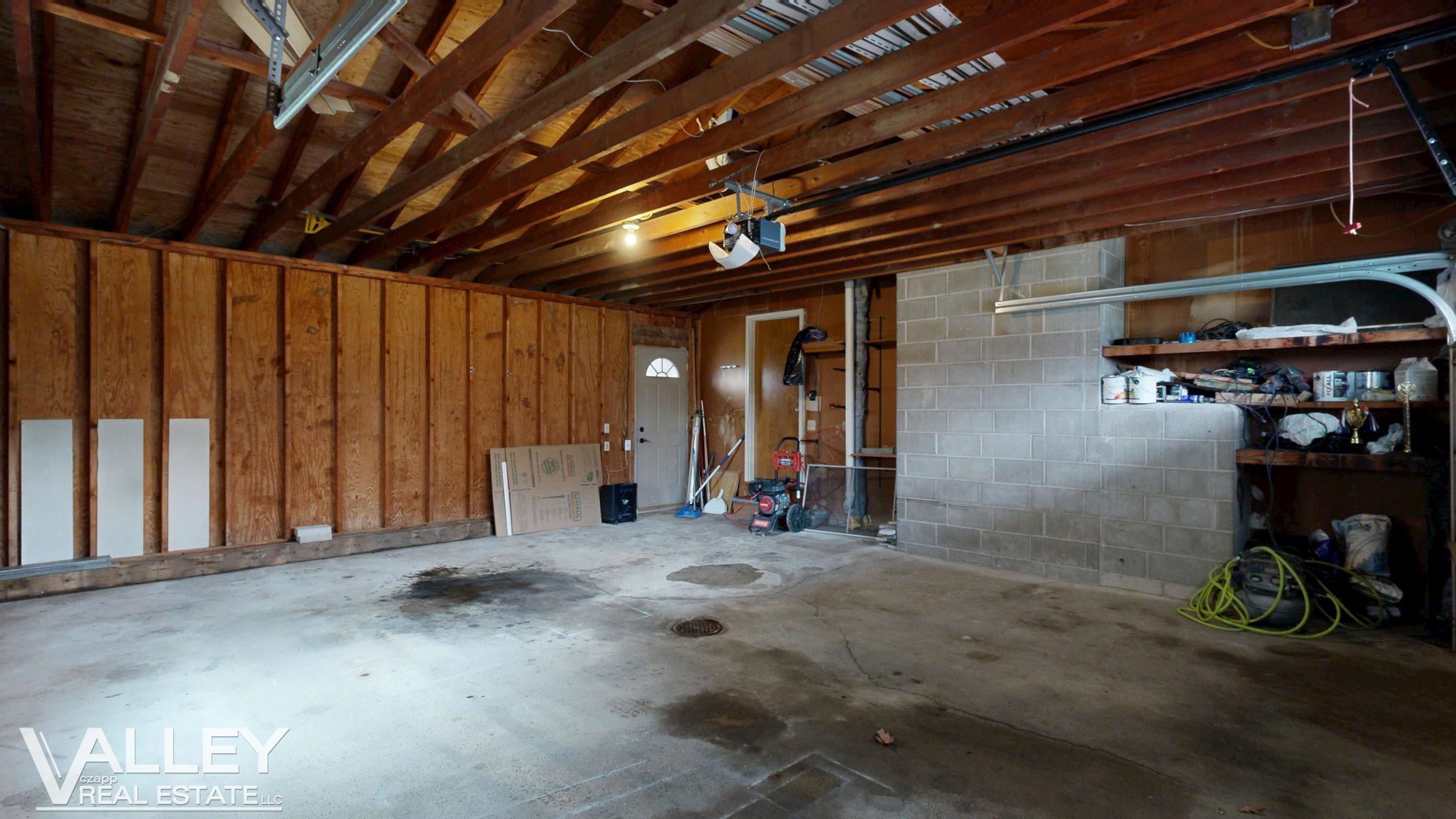 5320 N Nottingham Drive Property Photo 39