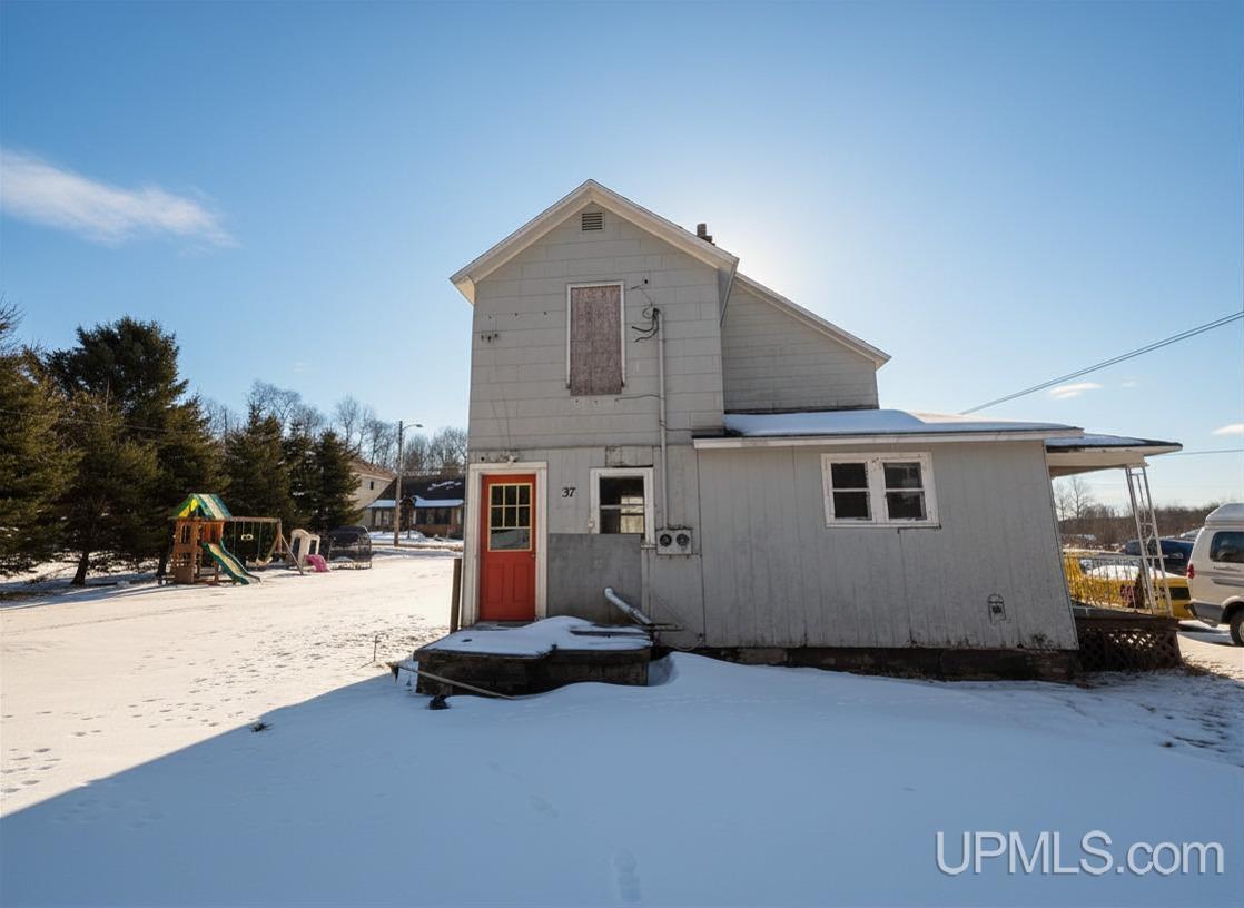 37 Allen Street Property Photo 5