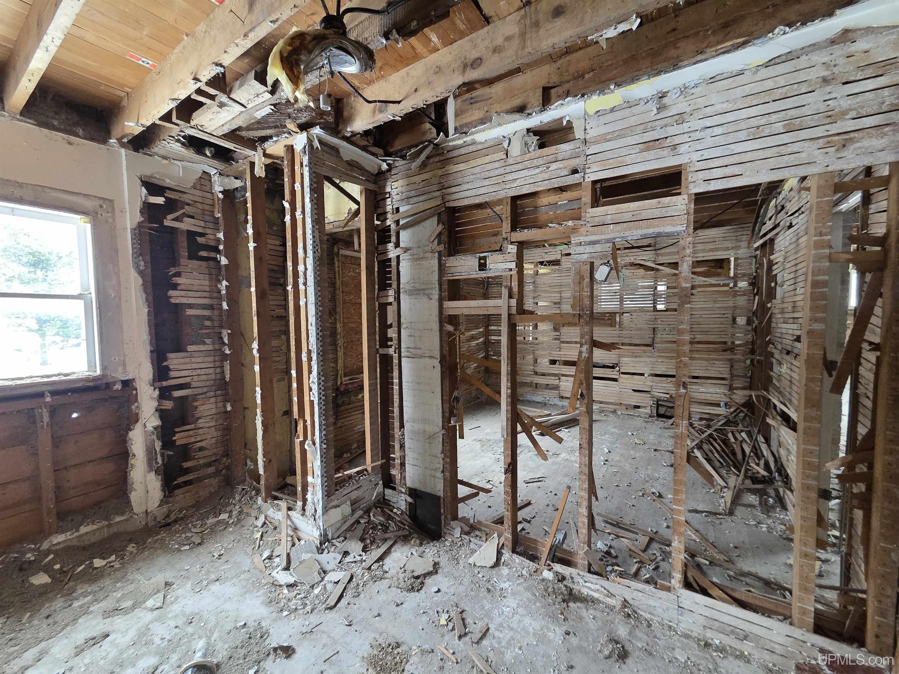 37 Allen Street Property Photo 12