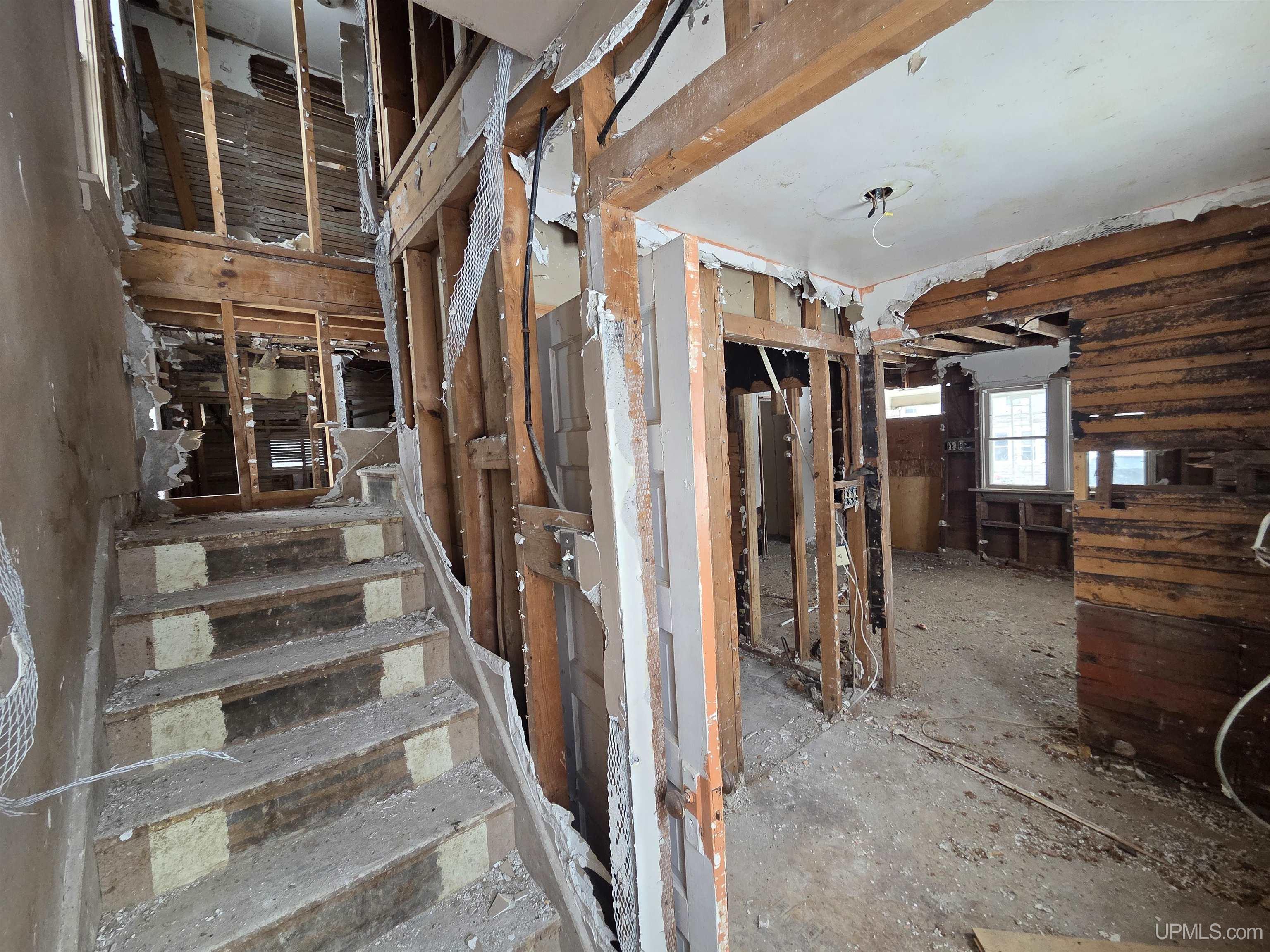 37 Allen Street Property Photo 13
