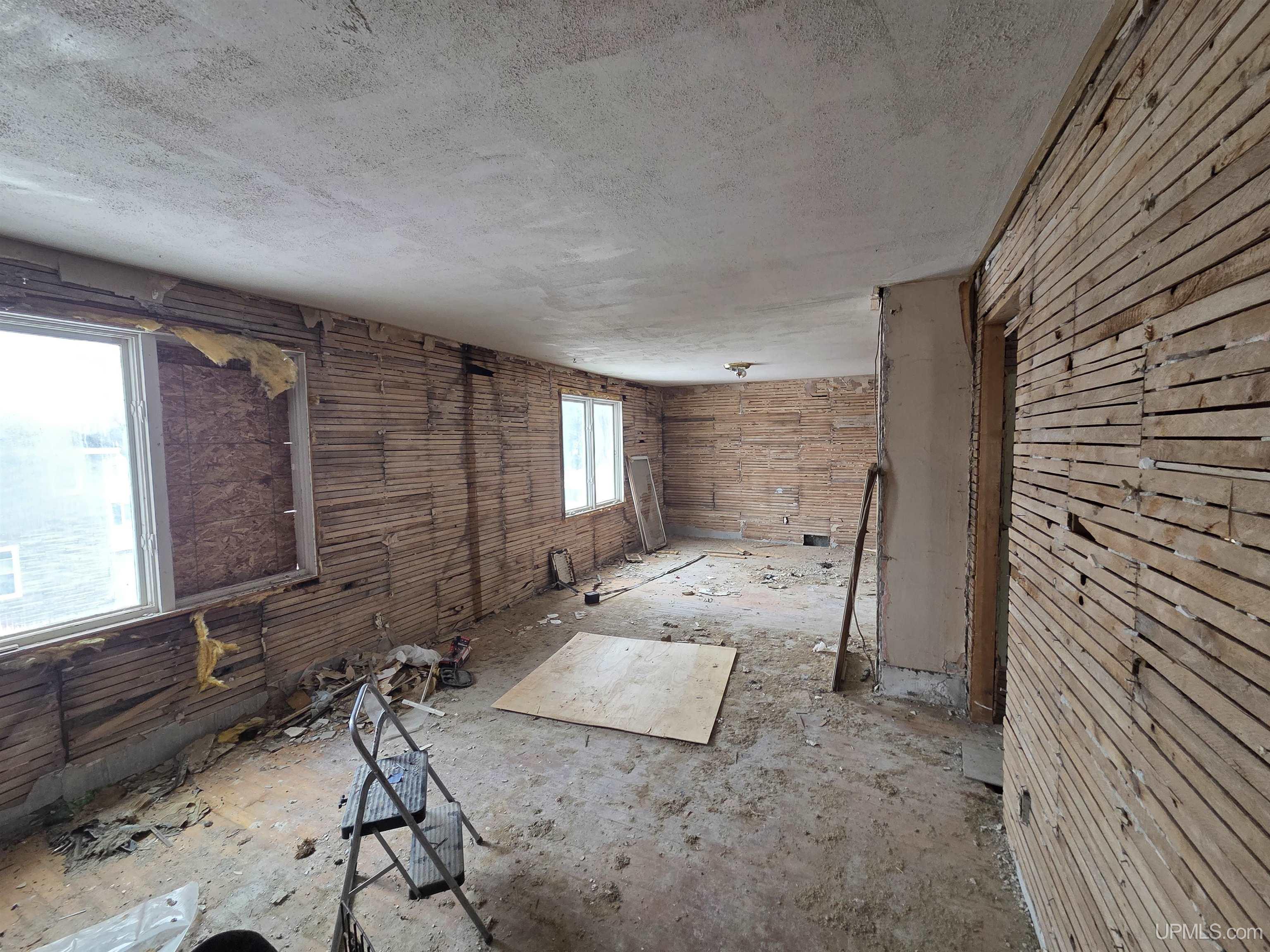 37 Allen Street Property Photo 19