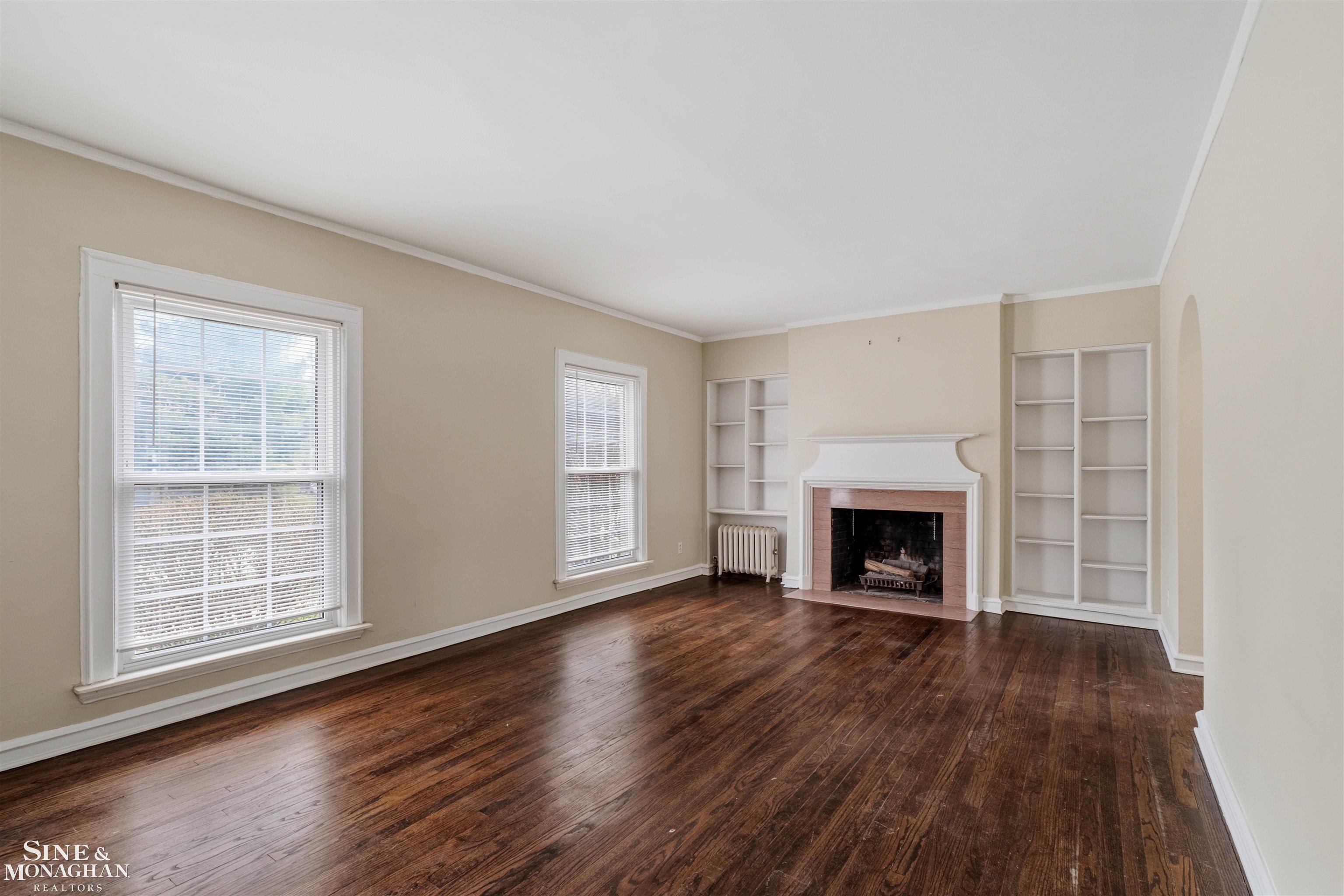 377 Rivard Boulevard Property Photo 5