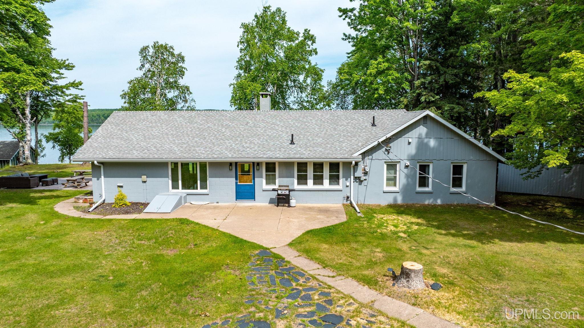 20727 Park Road Property Photo 11