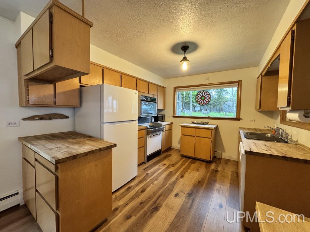 20727 Park Road Property Photo 13