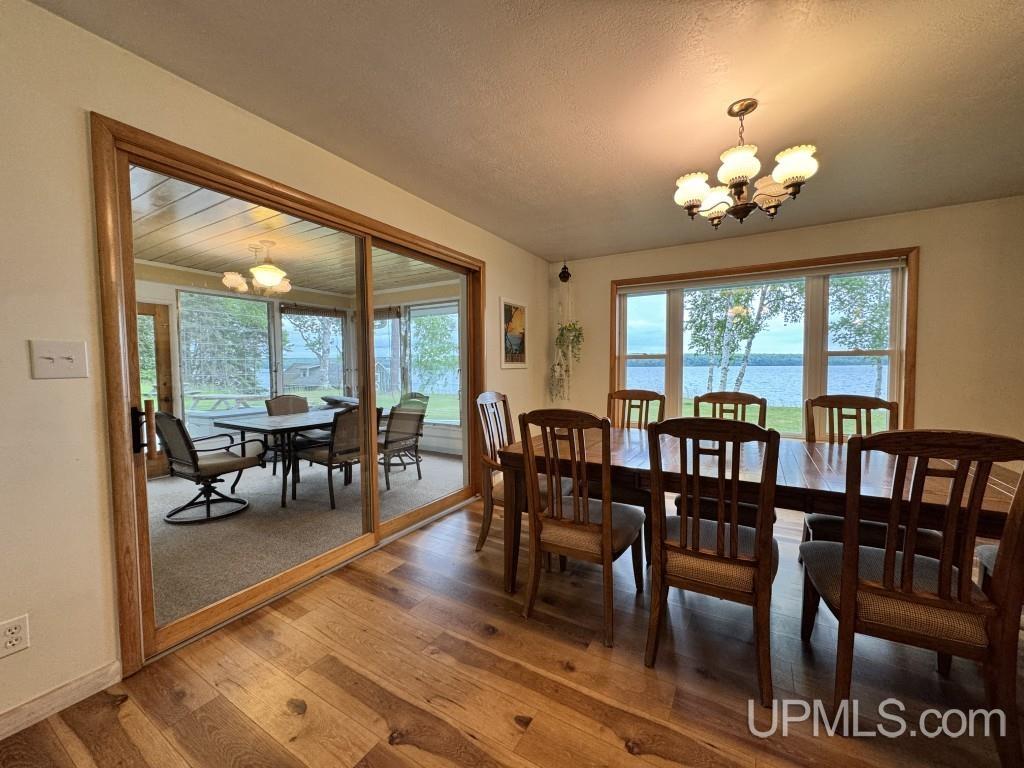 20727 Park Road Property Photo 18