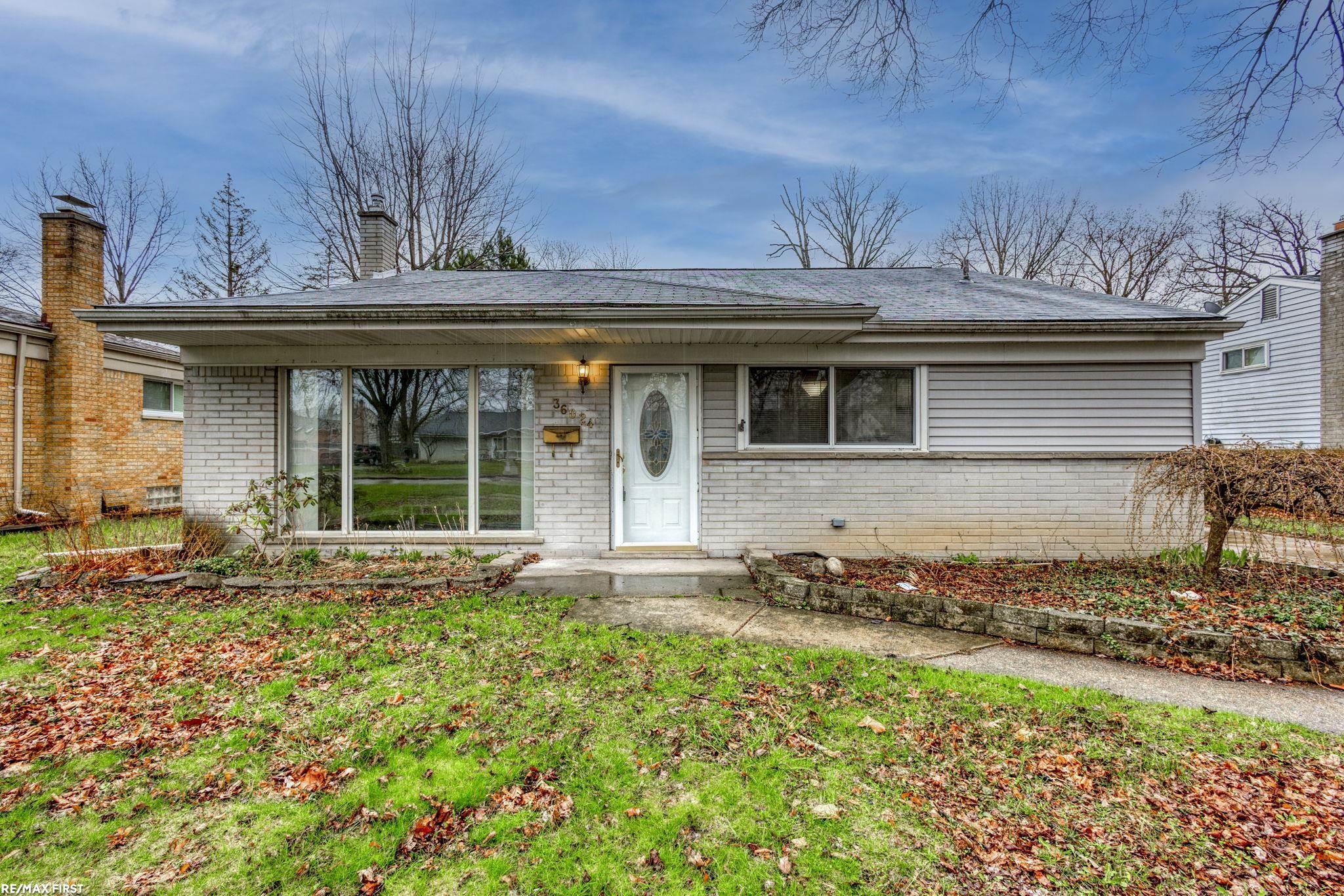36024 Weideman St Street Property Photo 1