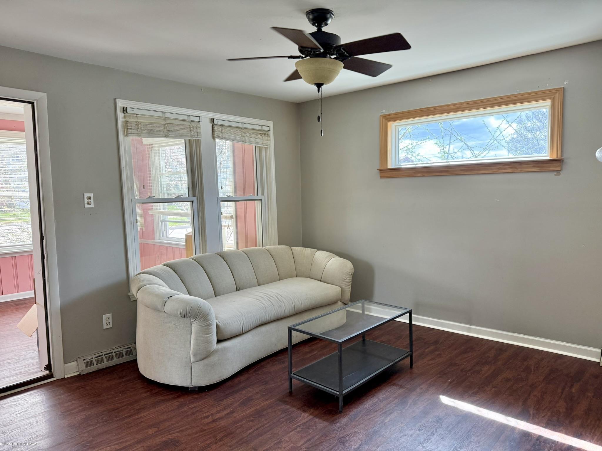22203 Masonic Boulevard Property Photo 4