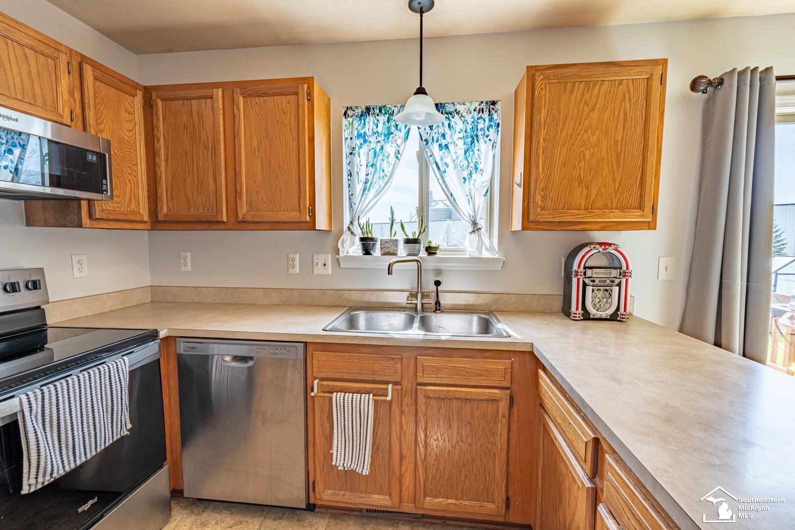 203 Dundee Ridge Drive Property Photo 6