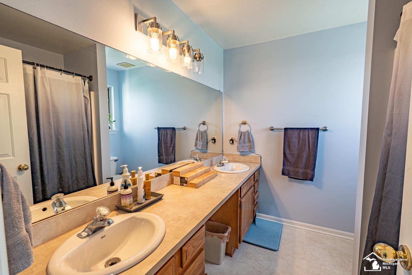 203 Dundee Ridge Drive Property Photo 22