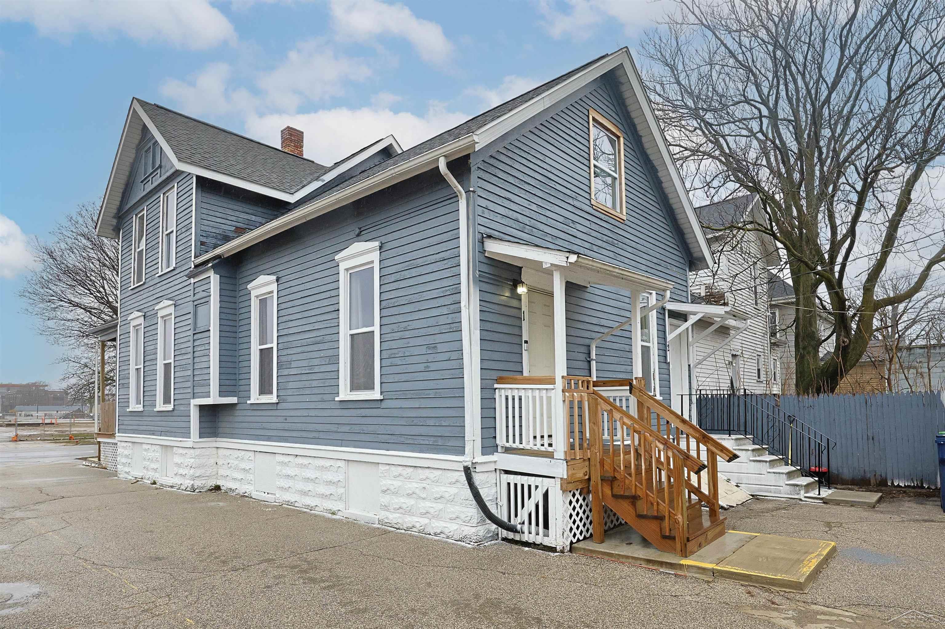110 N Madison Avenue Property Photo 3