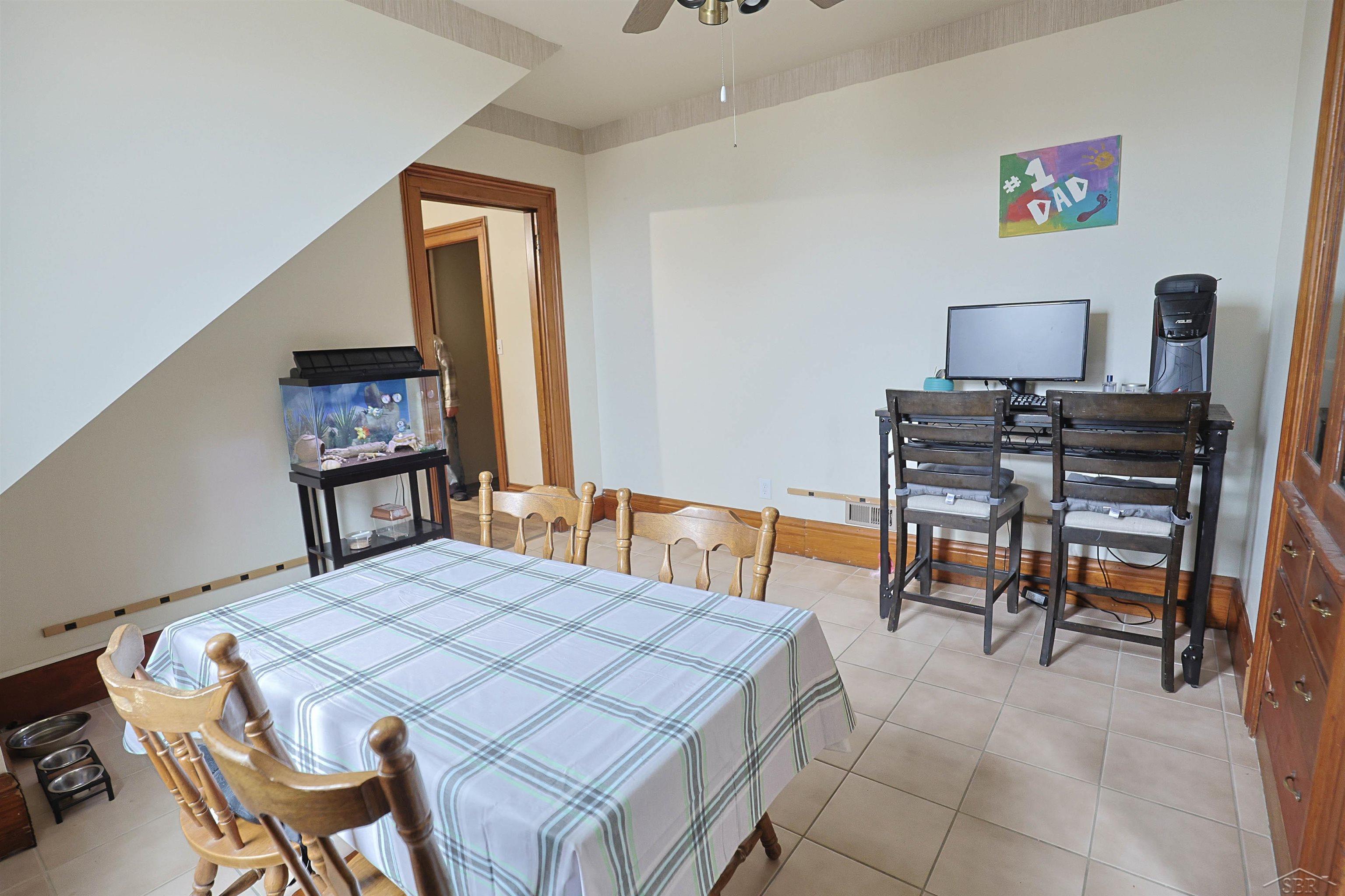 110 N Madison Avenue Property Photo 7