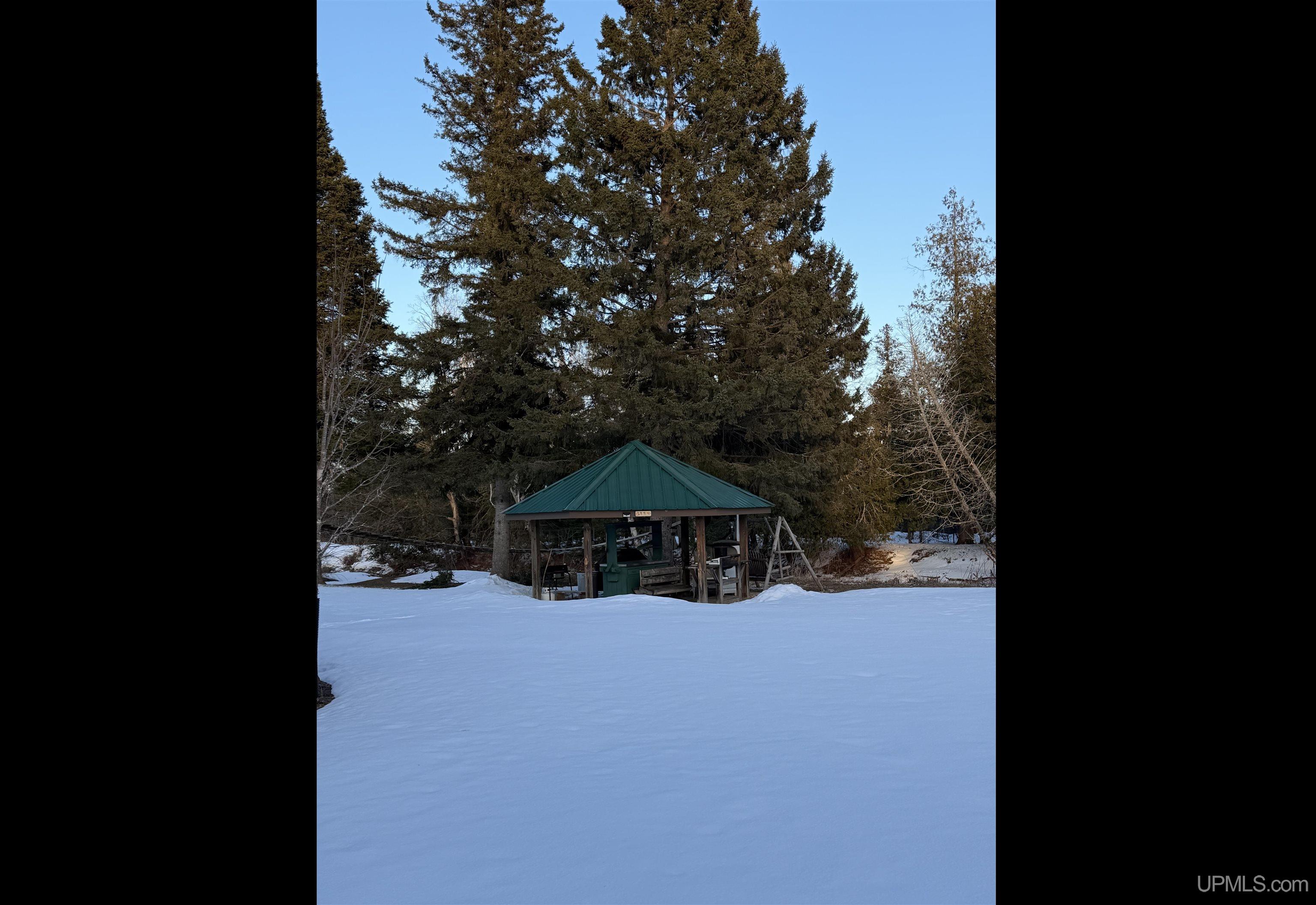 315796 Cabbage Road Property Photo 1