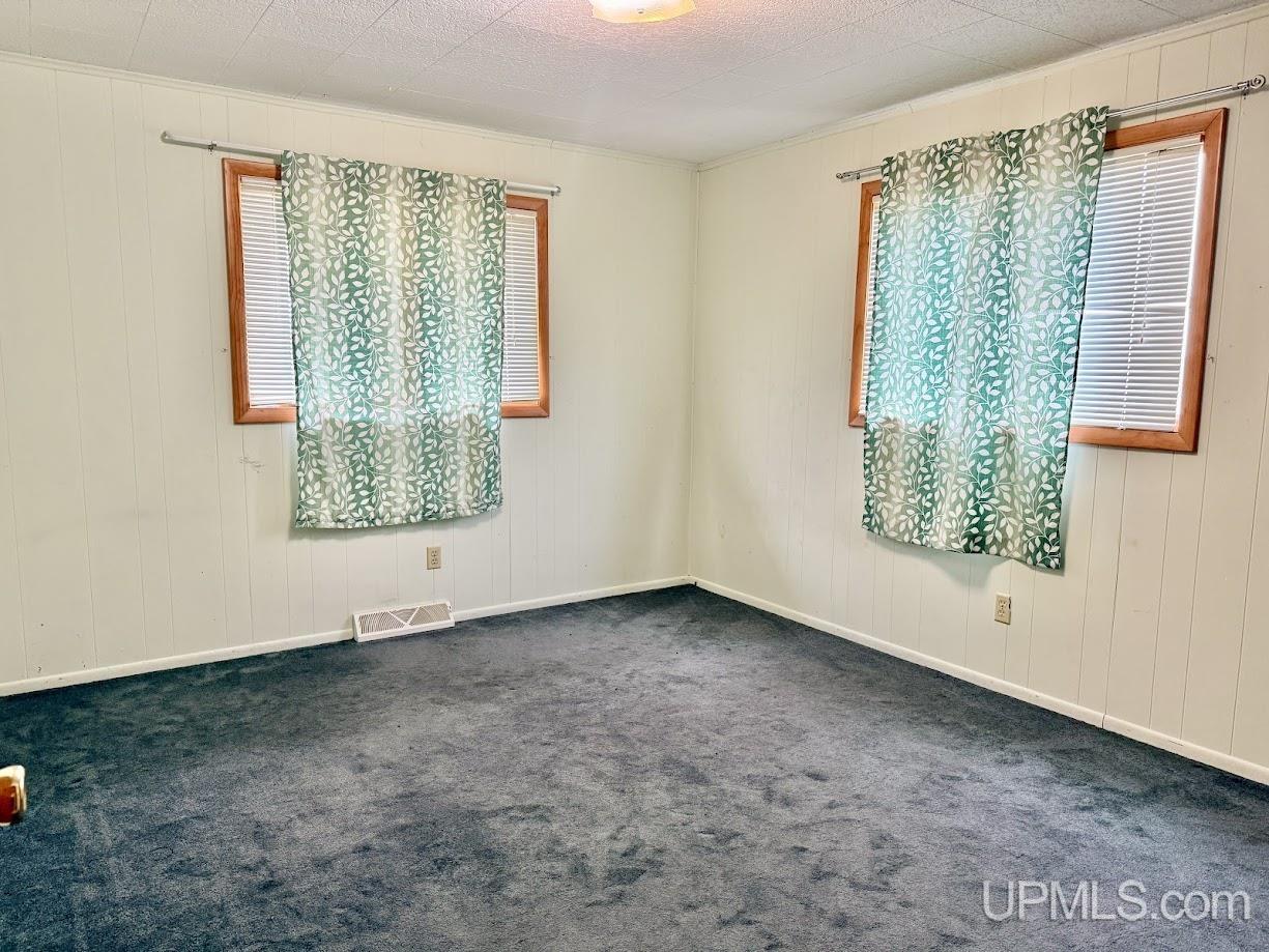 N19297 N B-1 Road Property Photo 17