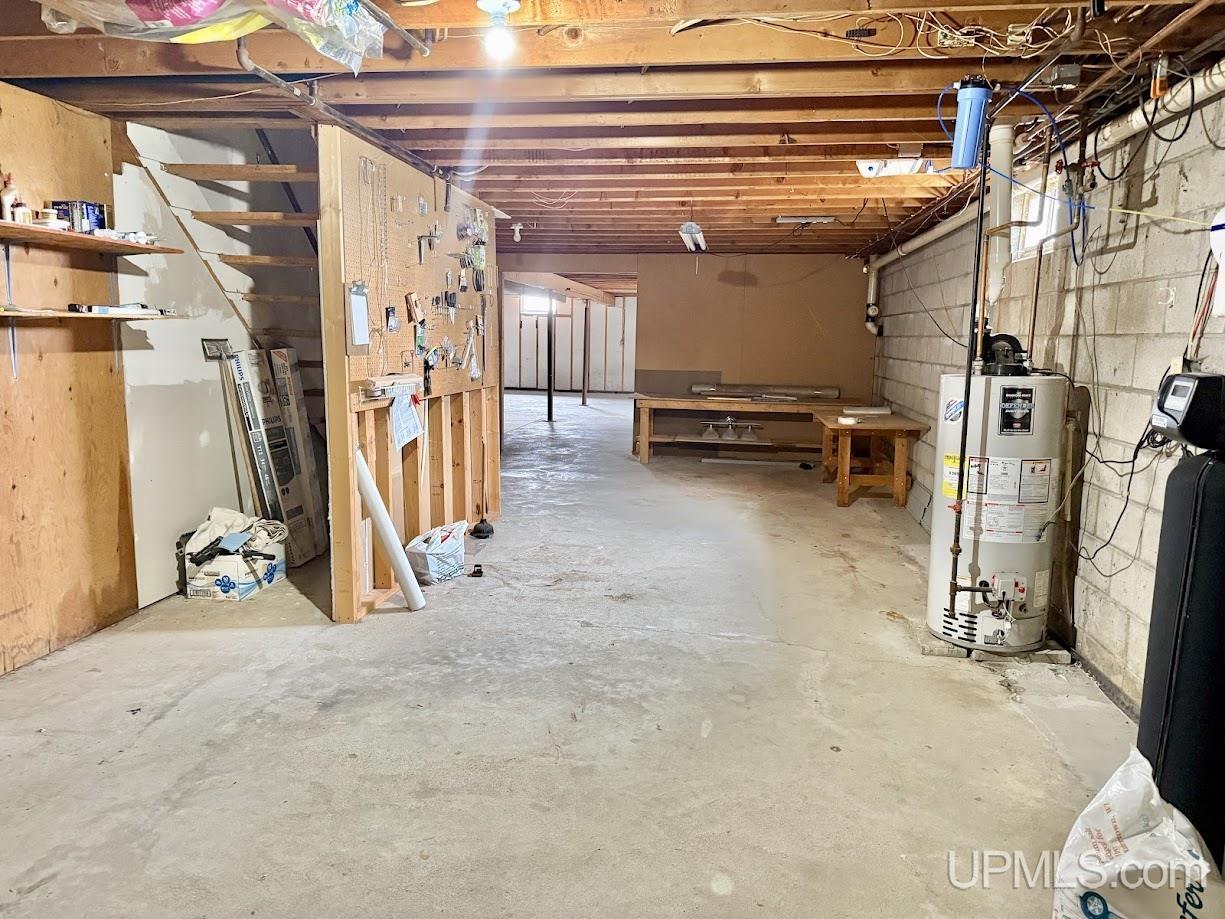 N19297 N B-1 Road Property Photo 24