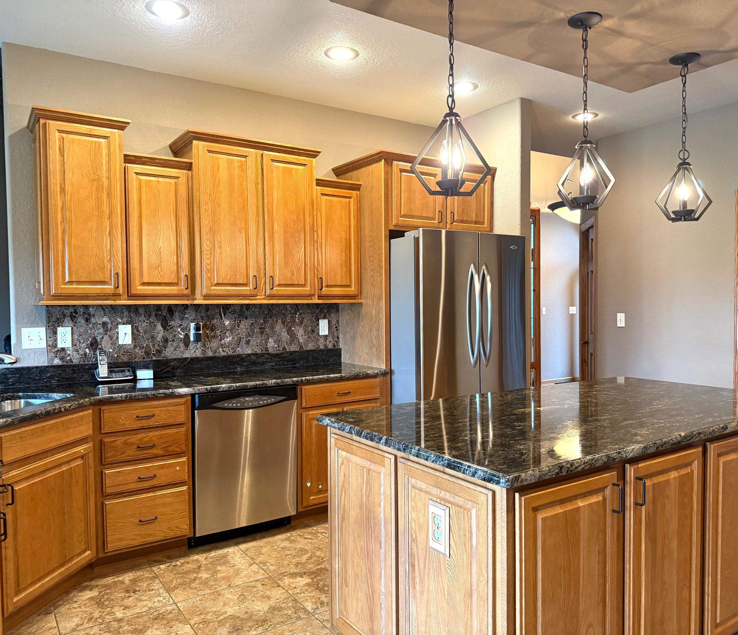 4767 Pine View Court Property Photo 5