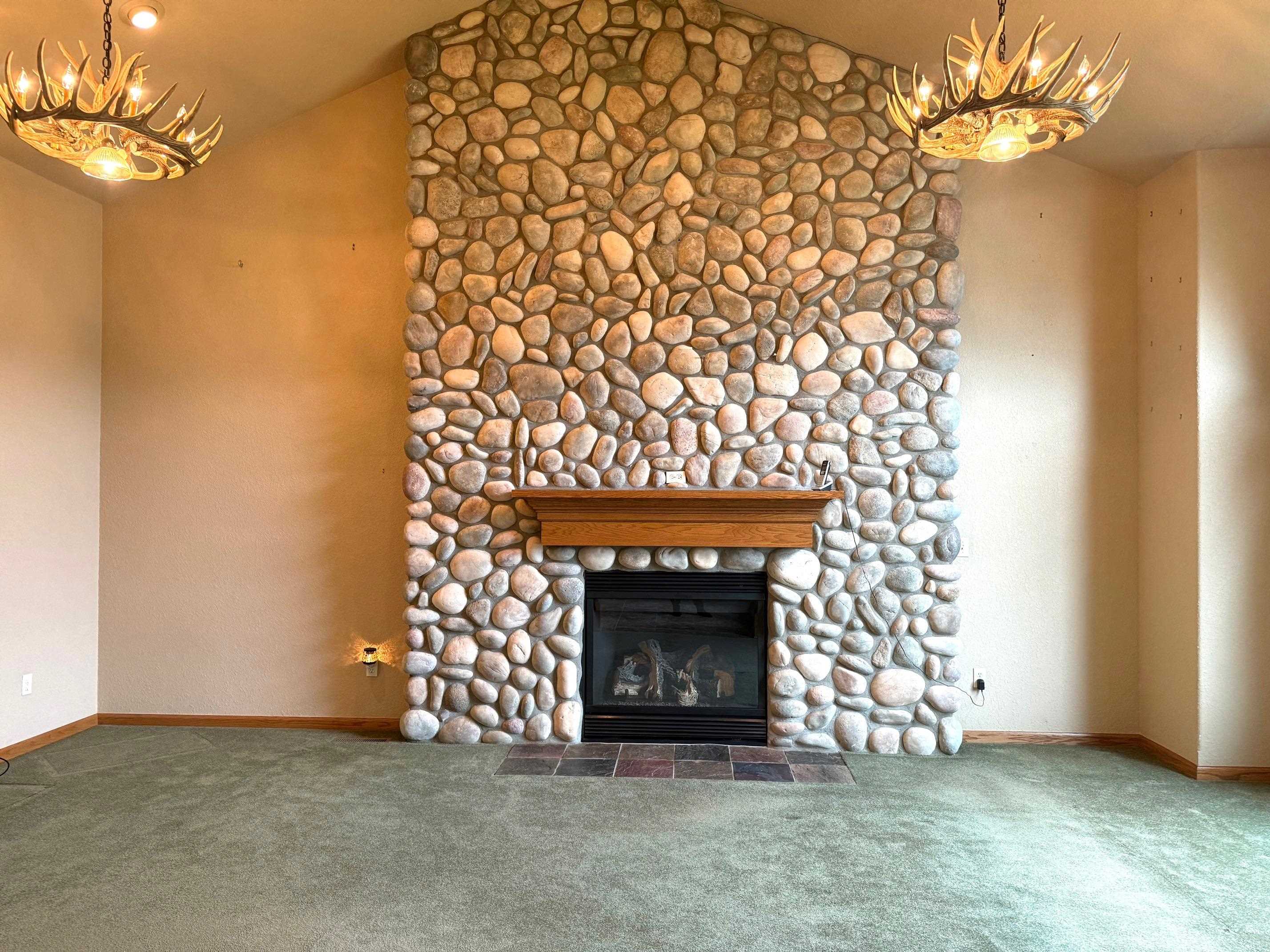 4767 Pine View Court Property Photo 11