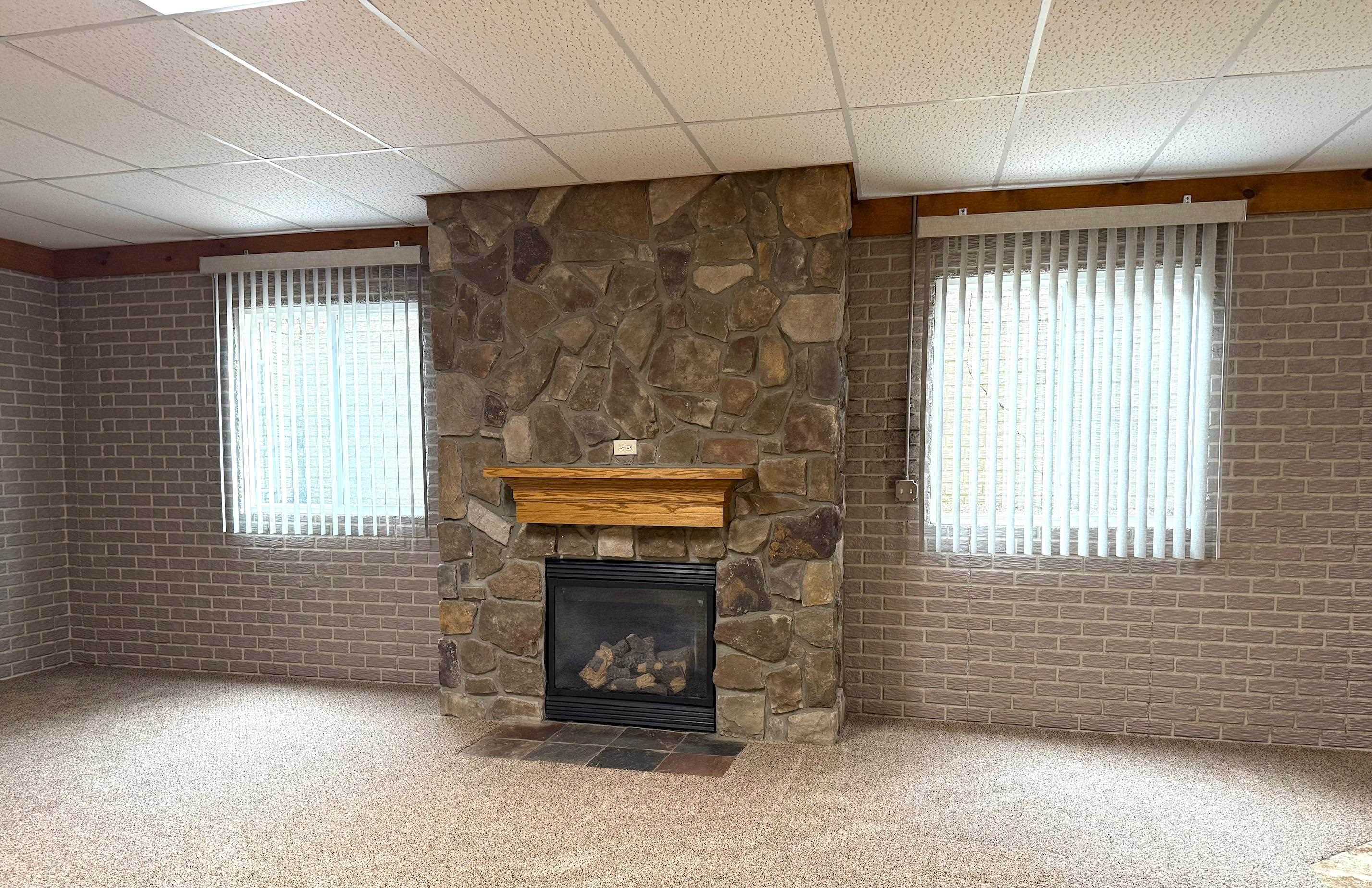 4767 Pine View Court Property Photo 24