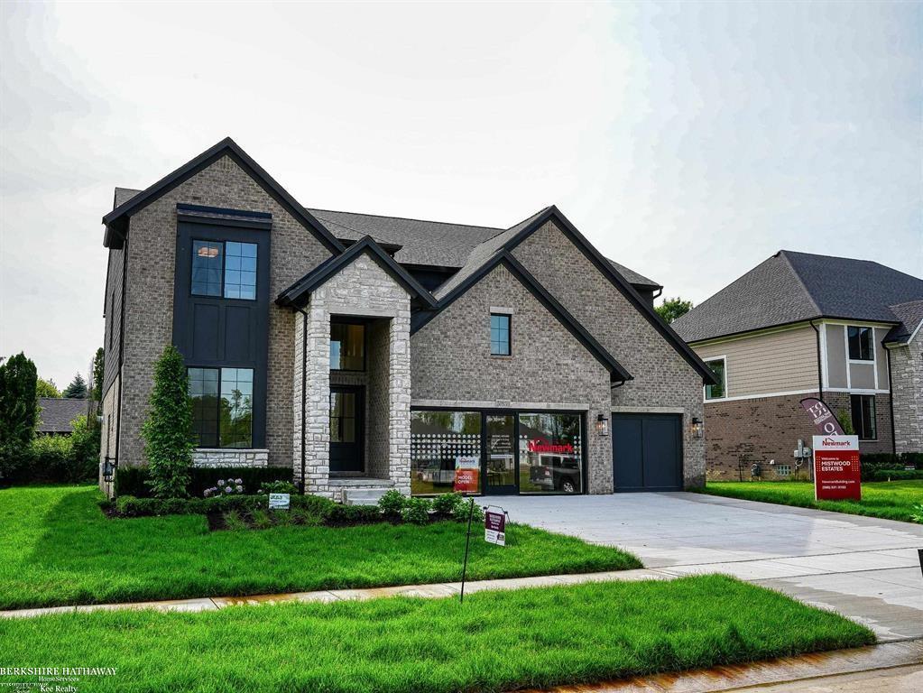 24610 Sawgrass Drive Property Photo 1