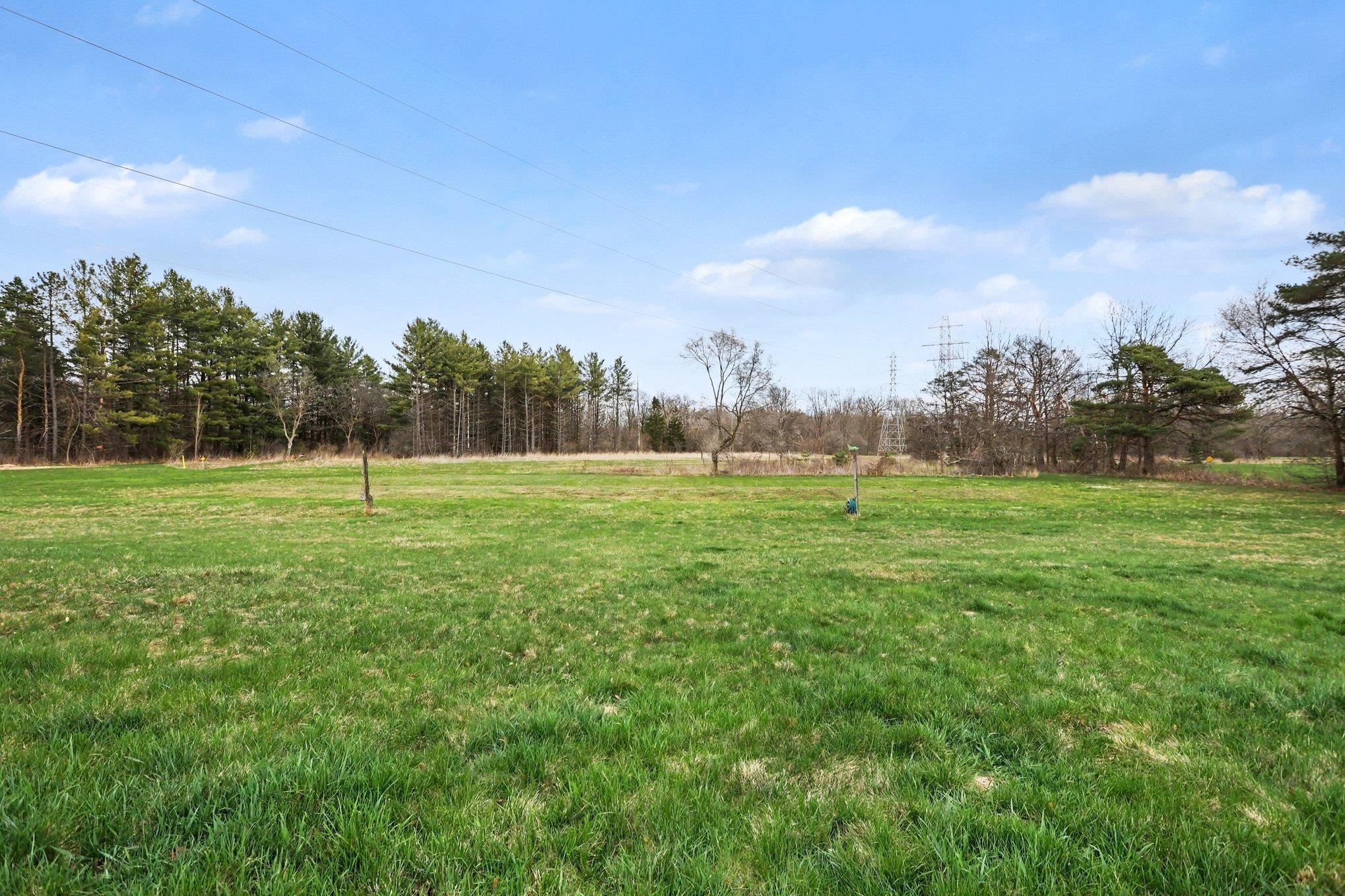 5454 N River Road Property Photo 31