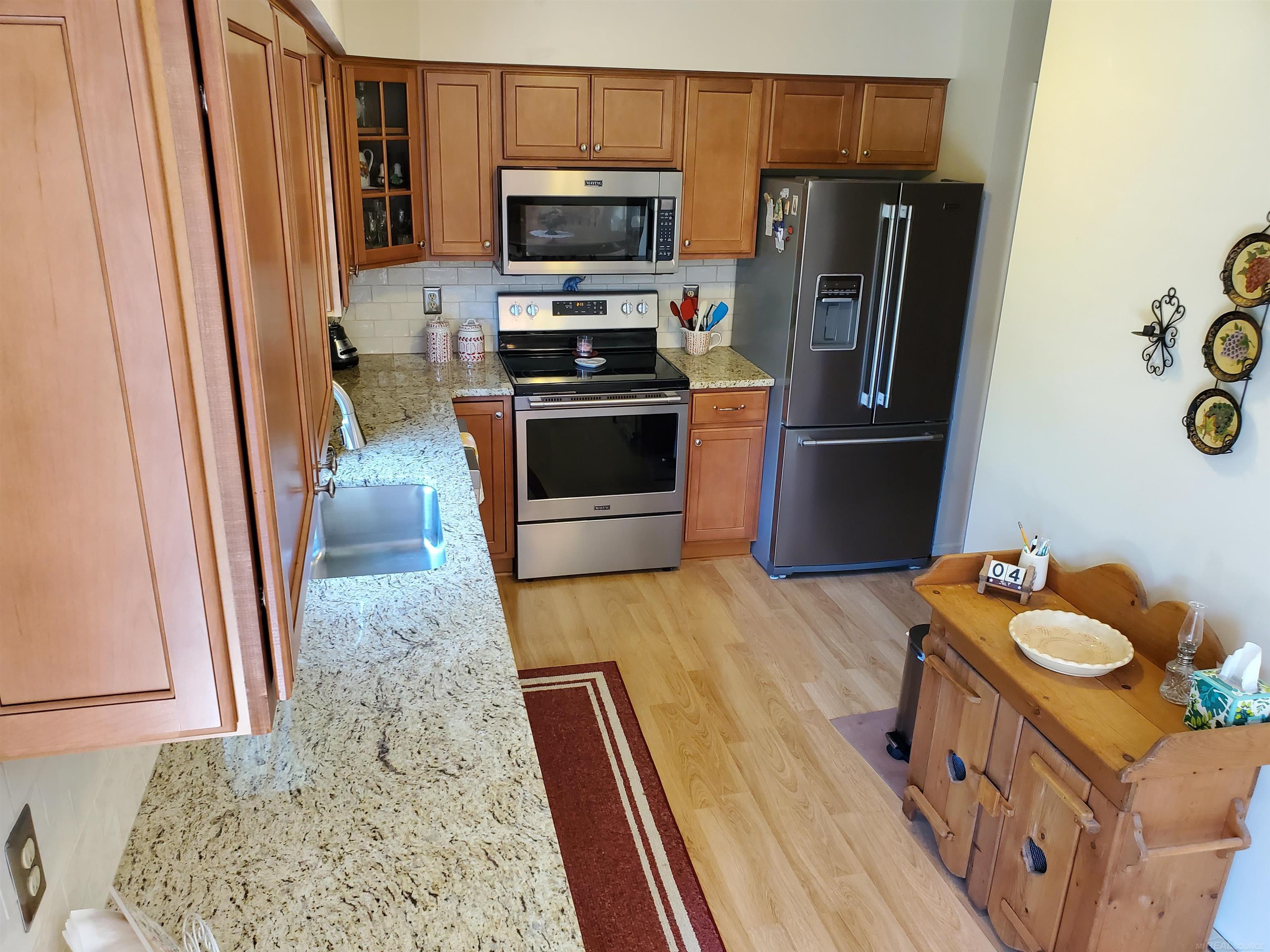 5786 Main #1 Street Property Photo 8